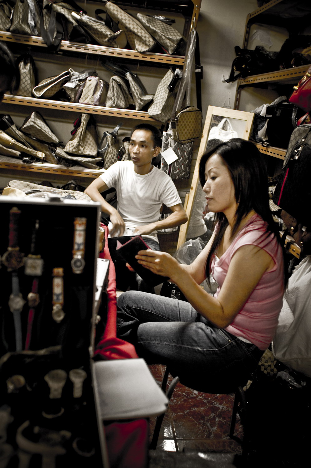 contraffattori nella suburra di HK