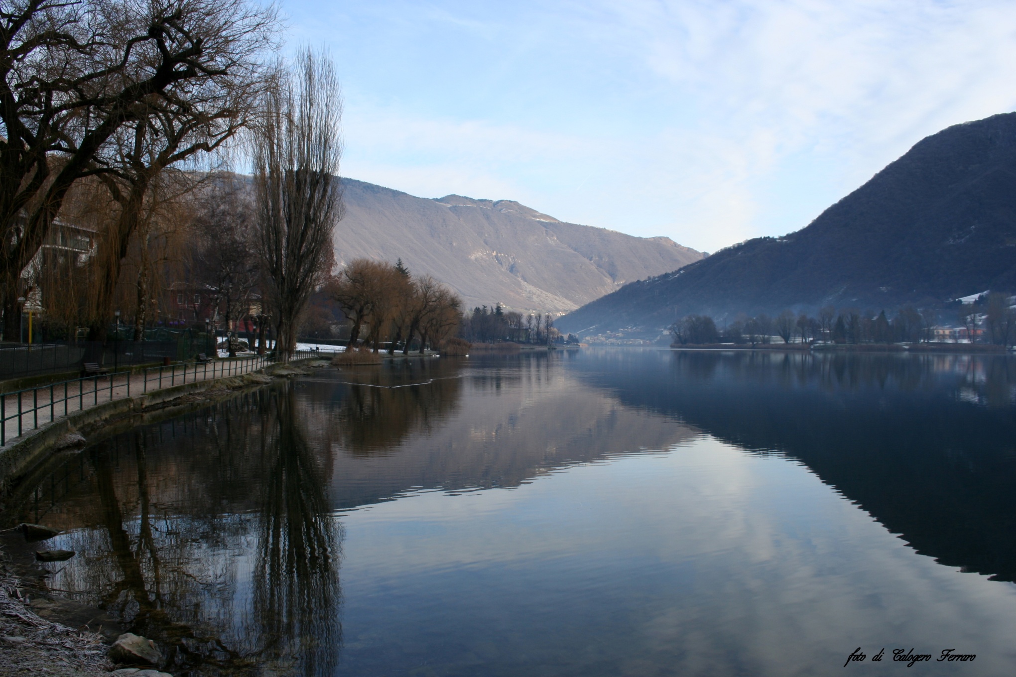 Riflessi sul lago di Spinone