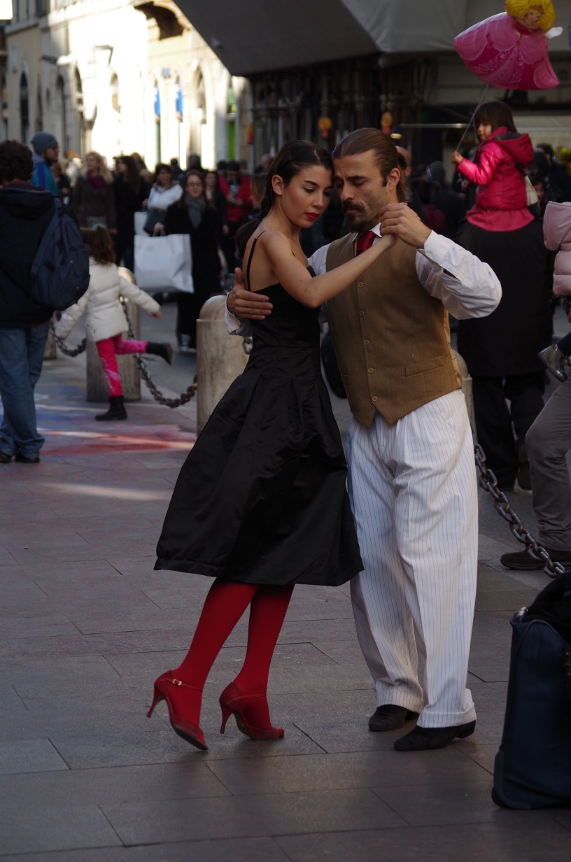Rome, street tango