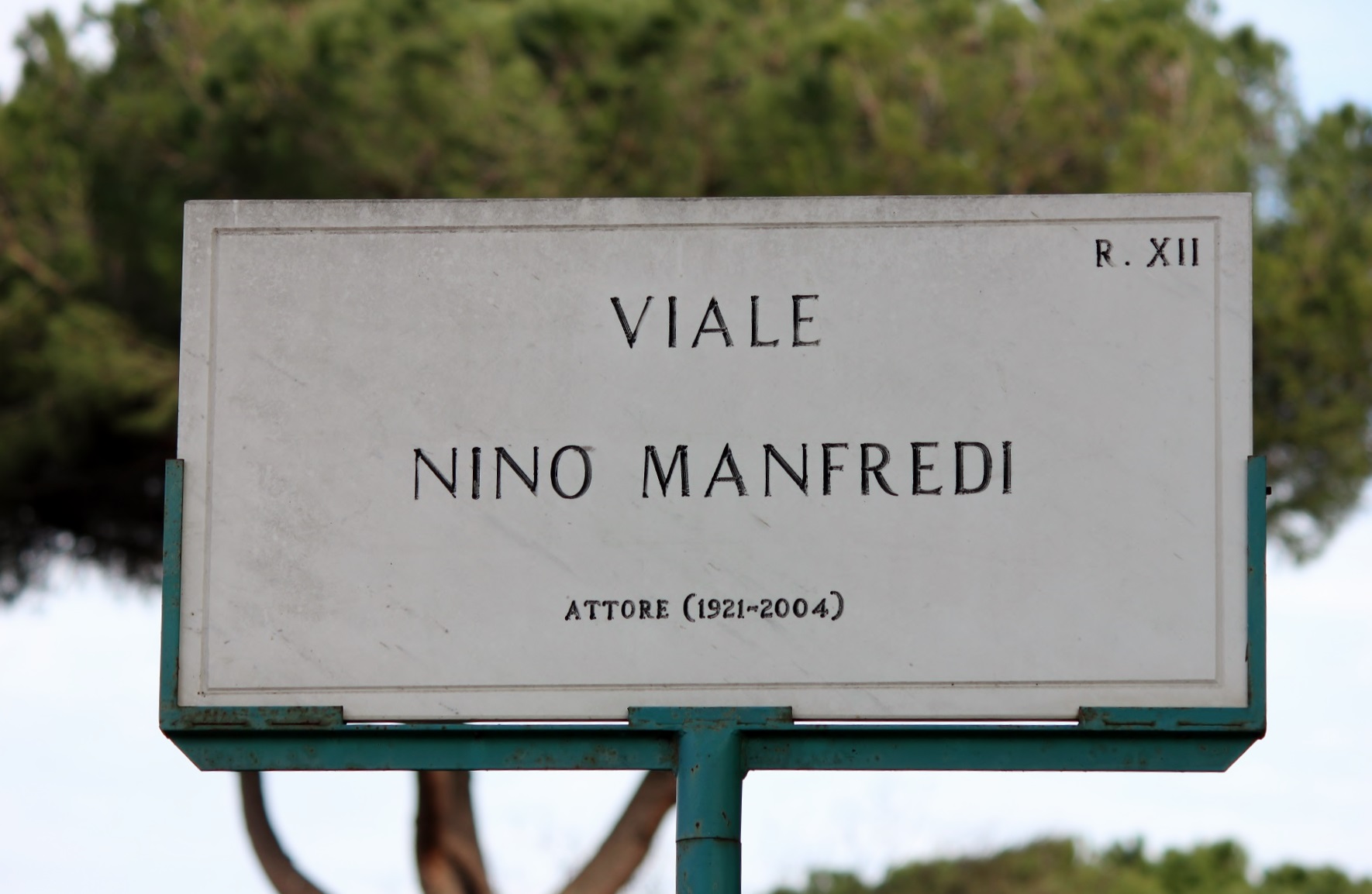 A memoria di un grande.