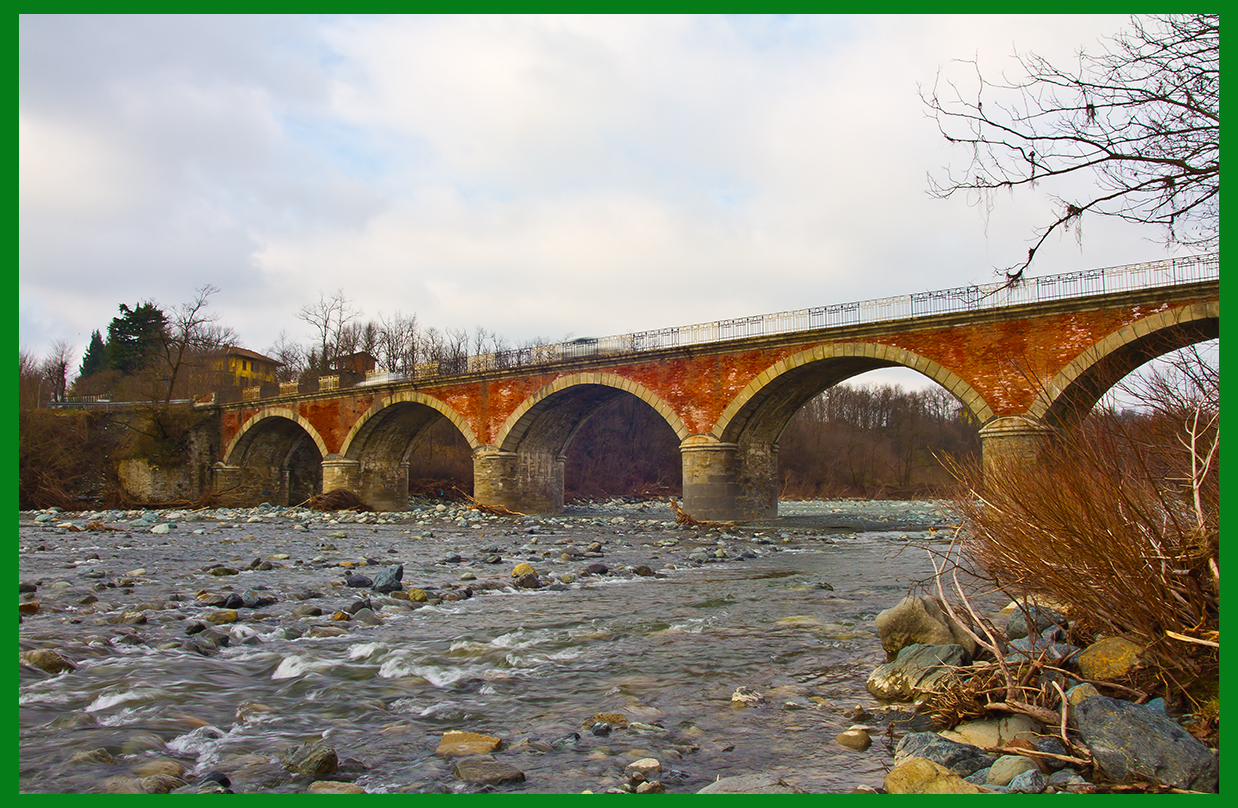 the bridge over the stream Sod [Lerma] AL.