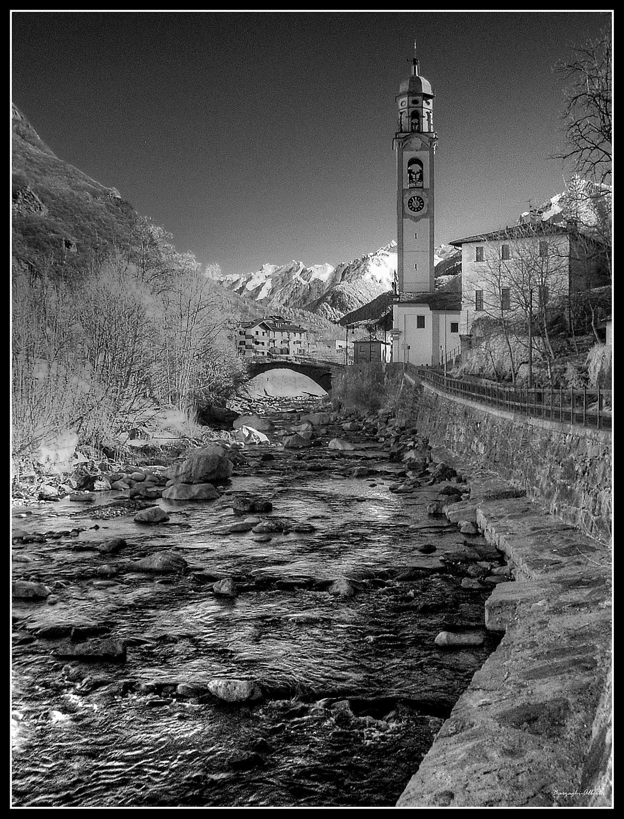il fiume Mera-infrared