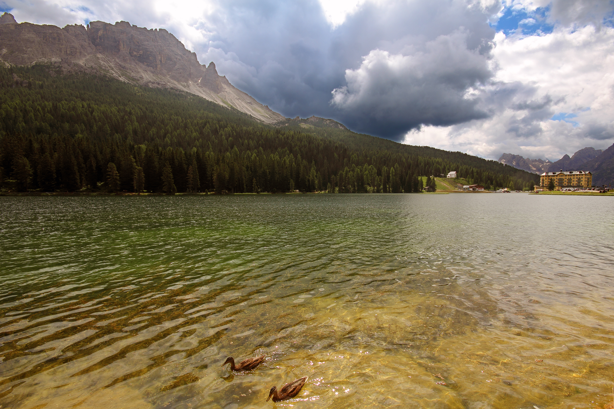 luce dorata su Misurina