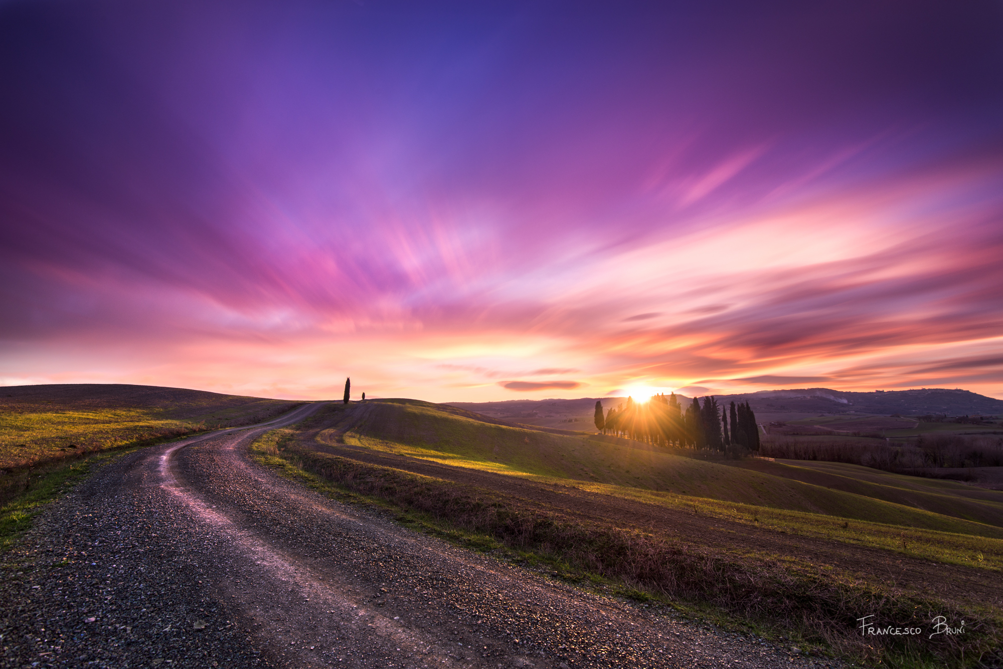 A trivial sunset in Valdorcia