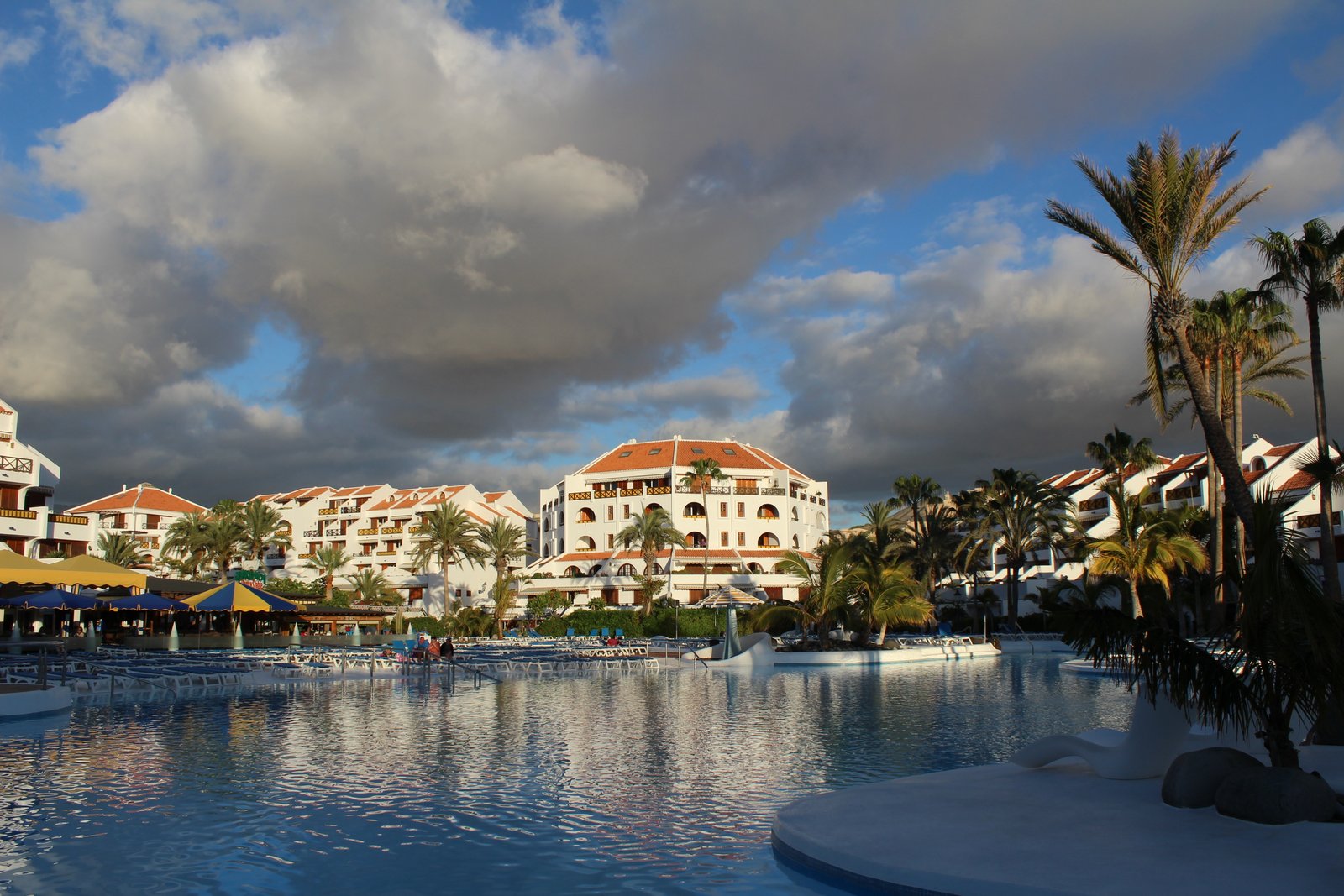 Tenerife-Parque Santiago III