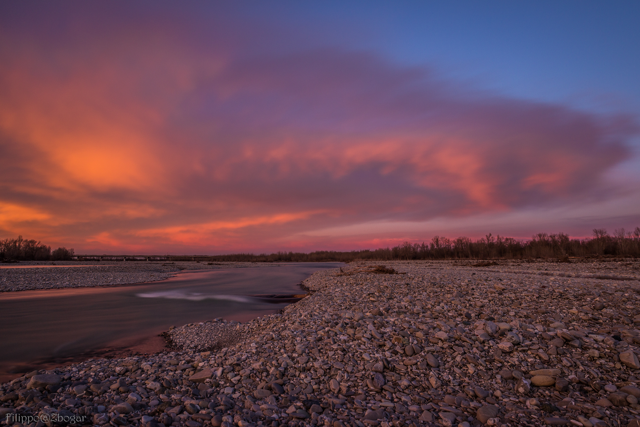 Tramonto Rosato in Taro