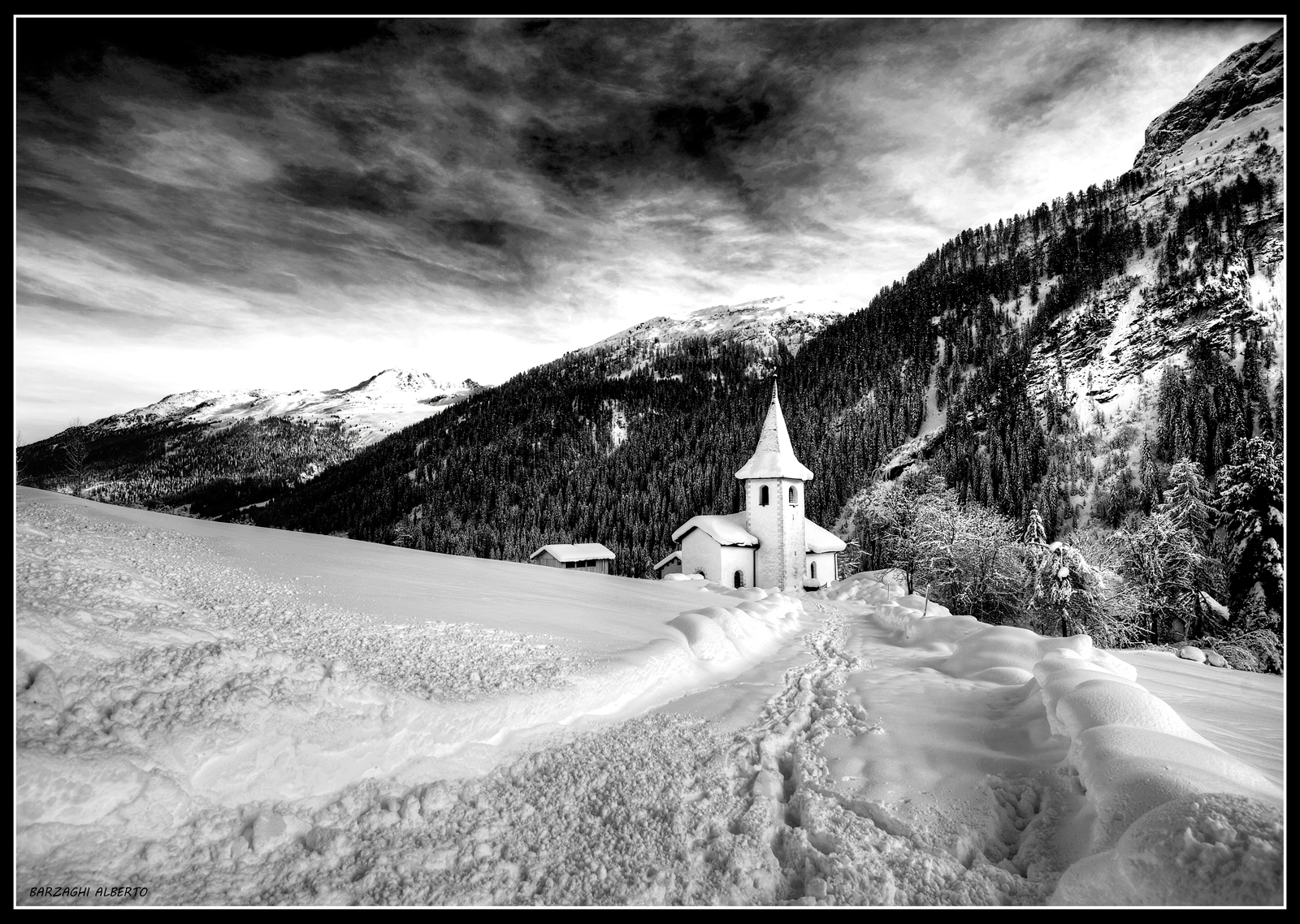chiesetta alpina