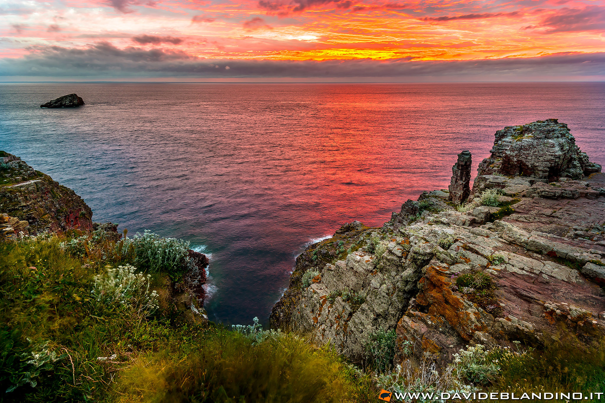 Lampo viola a Cap Frehel