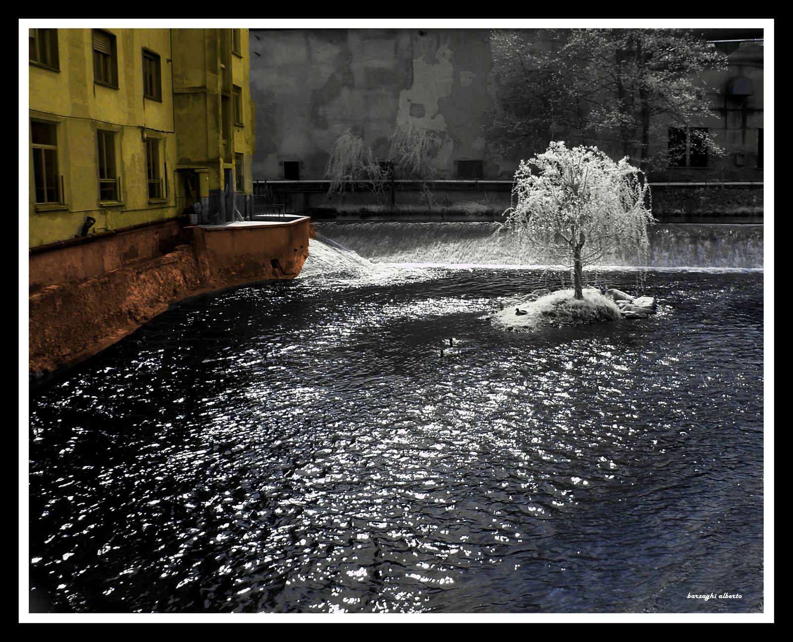il fiume Lambro -in infrared