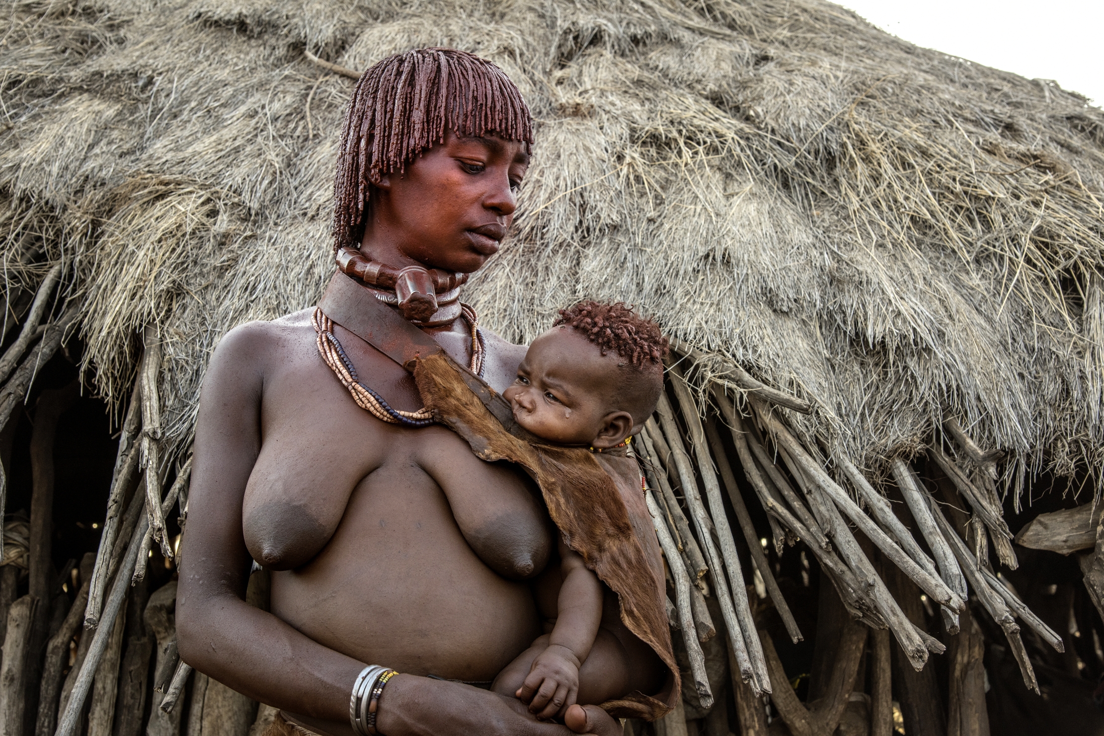 Etiopia 2015 - Madre con bambino Hamer
