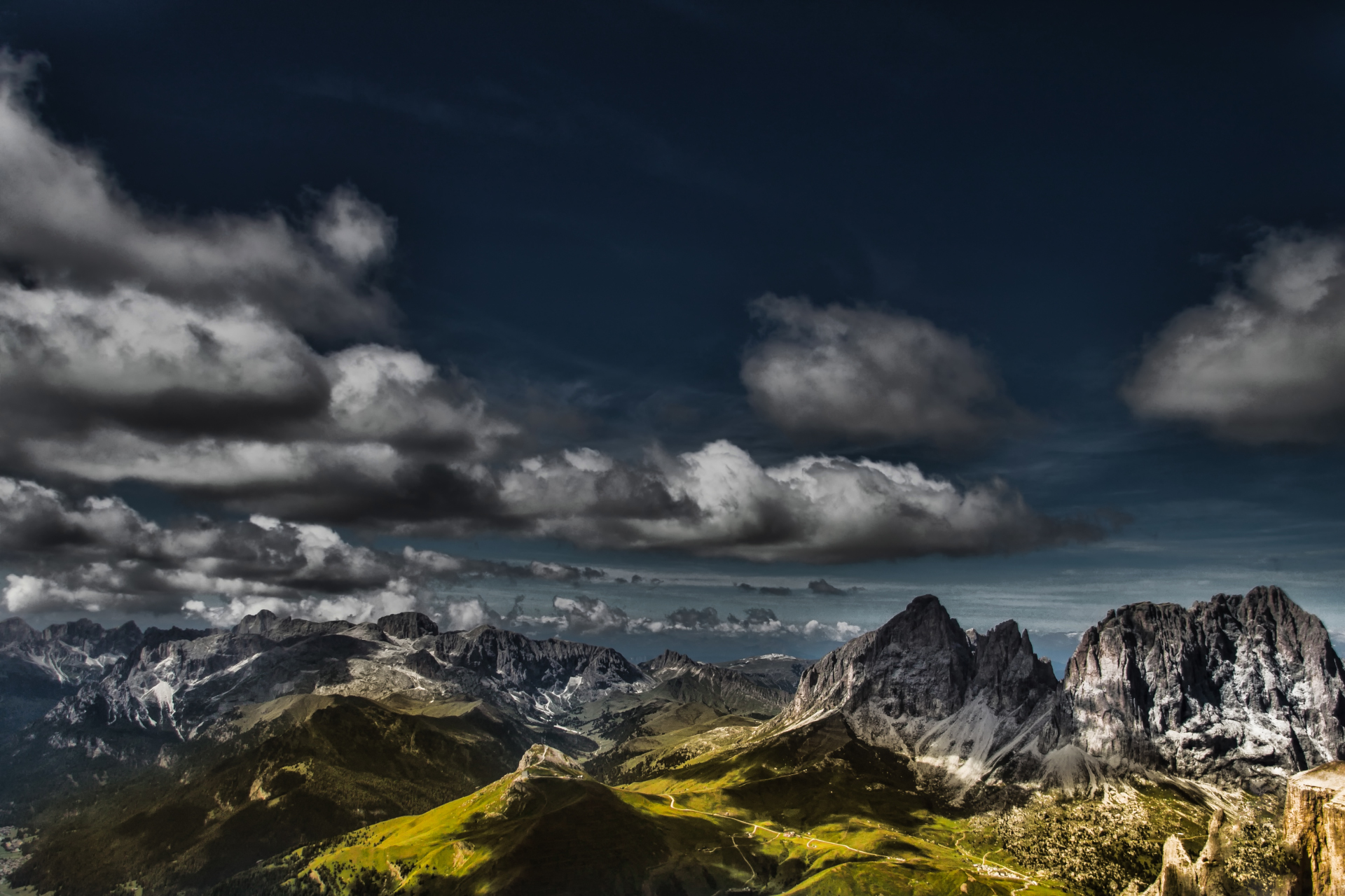 view from sass pordoi