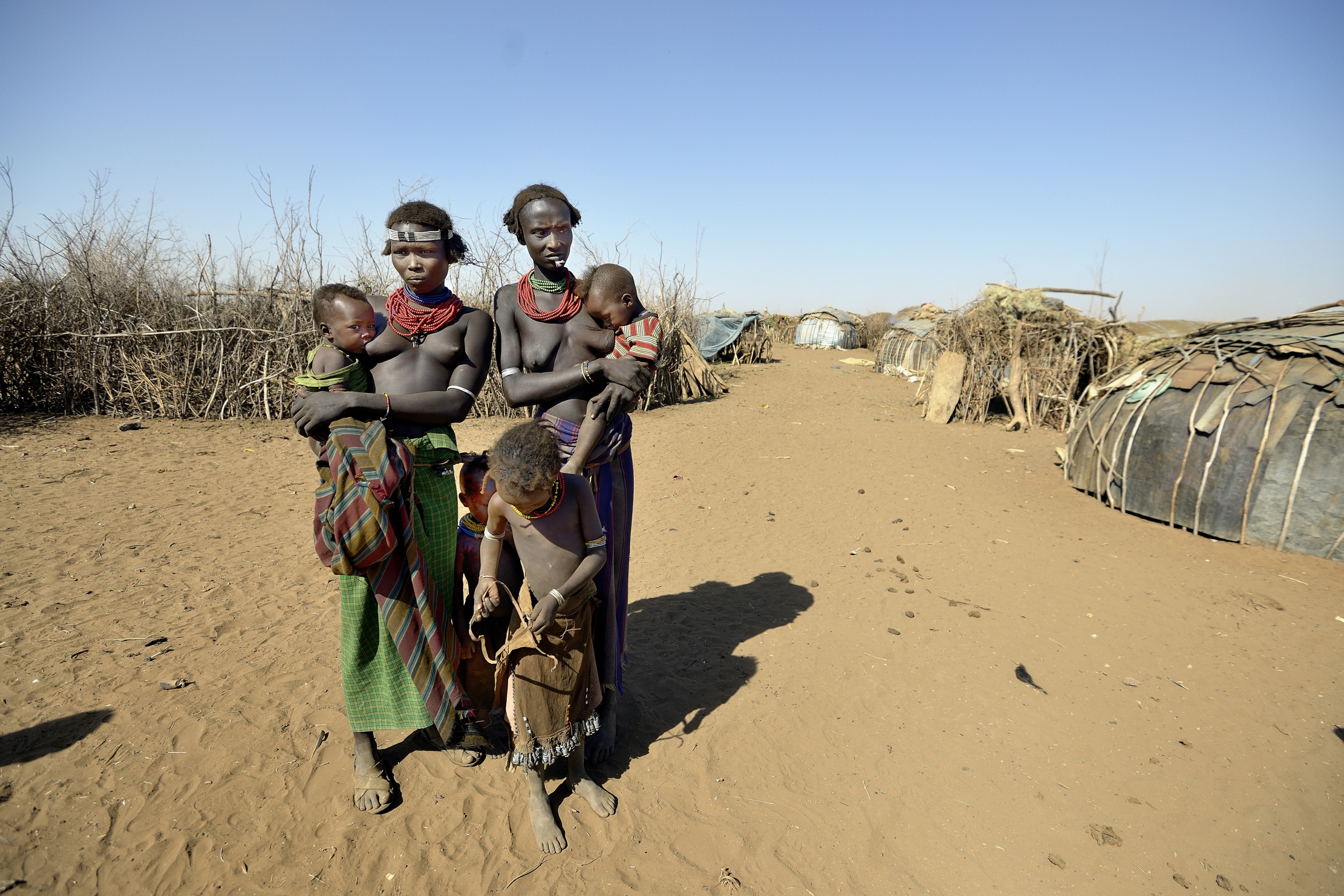 Etiopia 2015 -Donne Dassanech con bambini