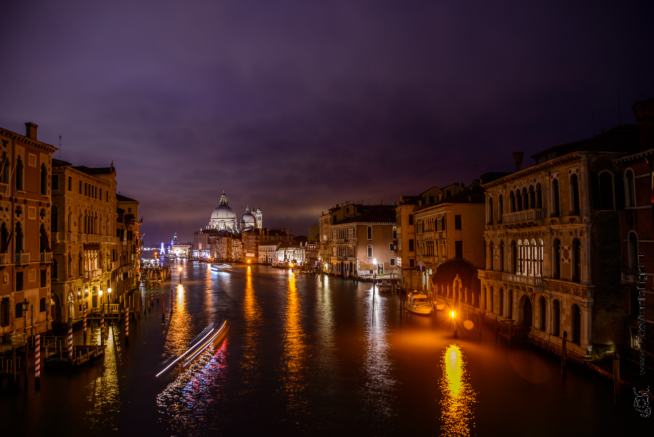 Venezia by night