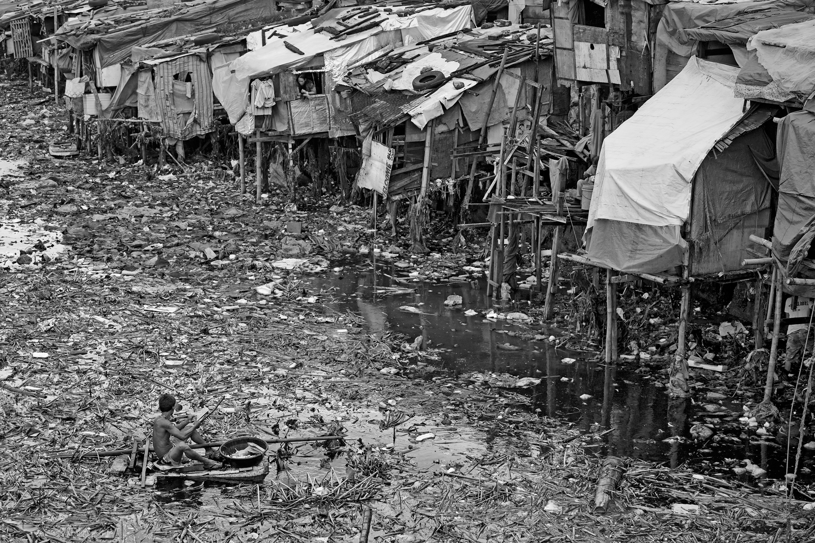 Saola typhoon, Manila.