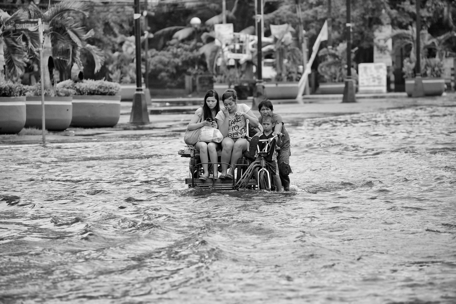 Saola typhoon, Manila.