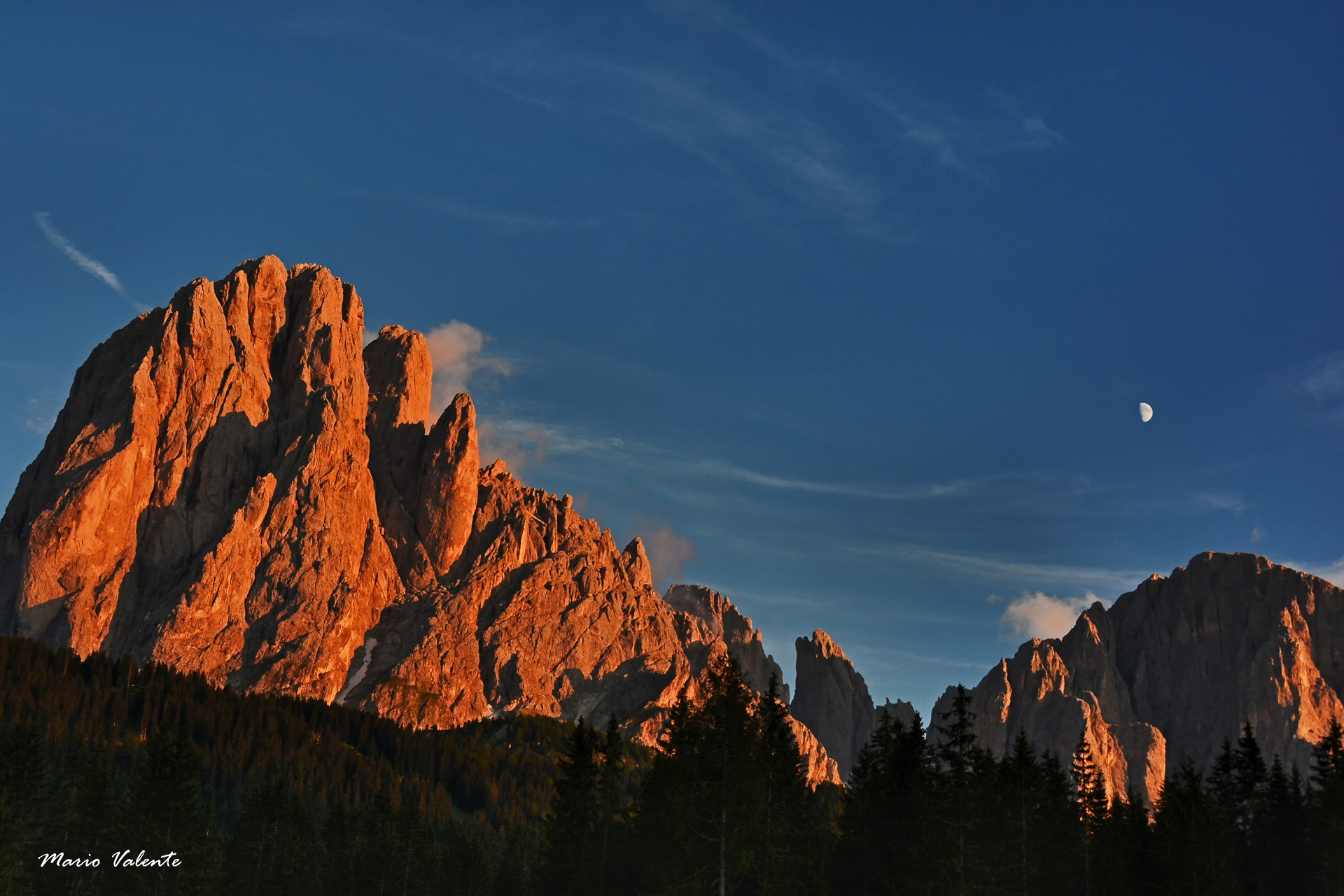Val Gardena: tramonto sul Sassolungo