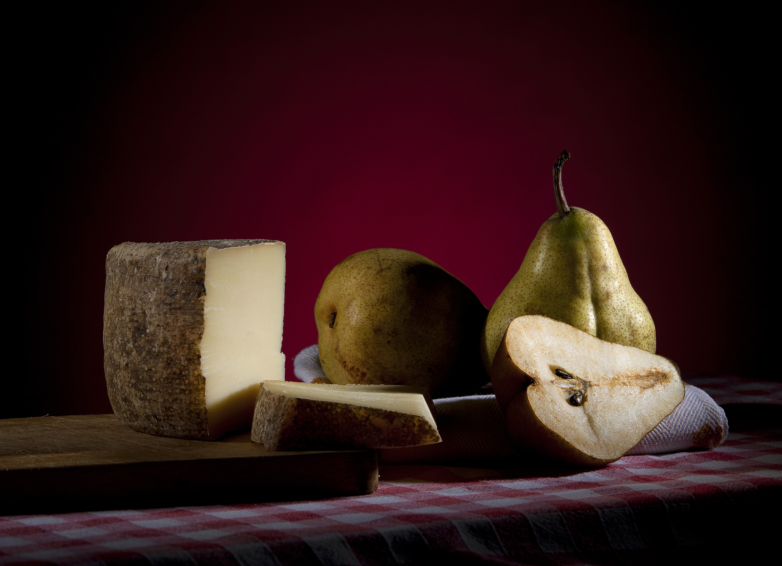 T'ho creato l'atmosfera col formaggio e con la pera.