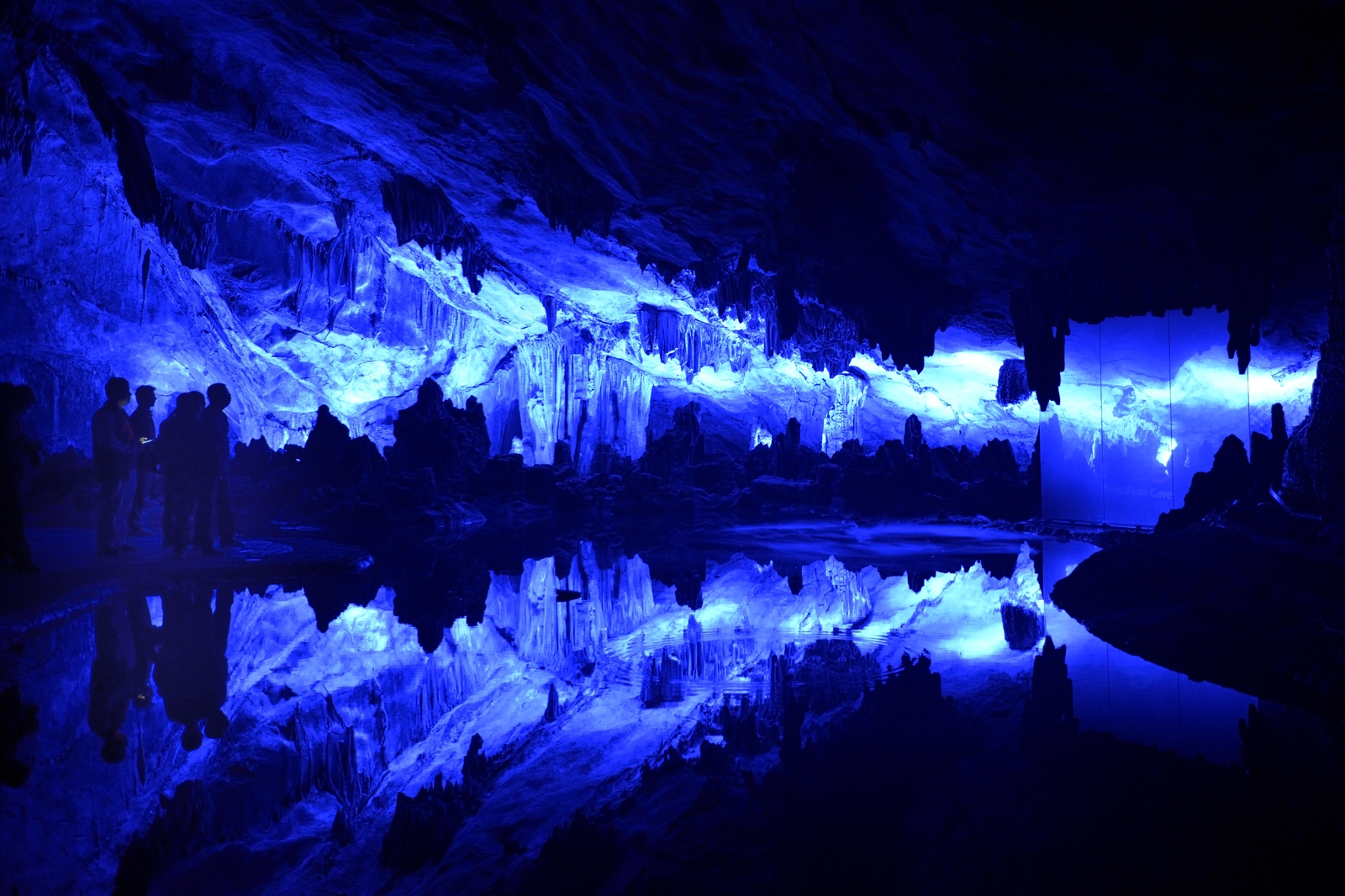 The Reed Flute Cave - Cina