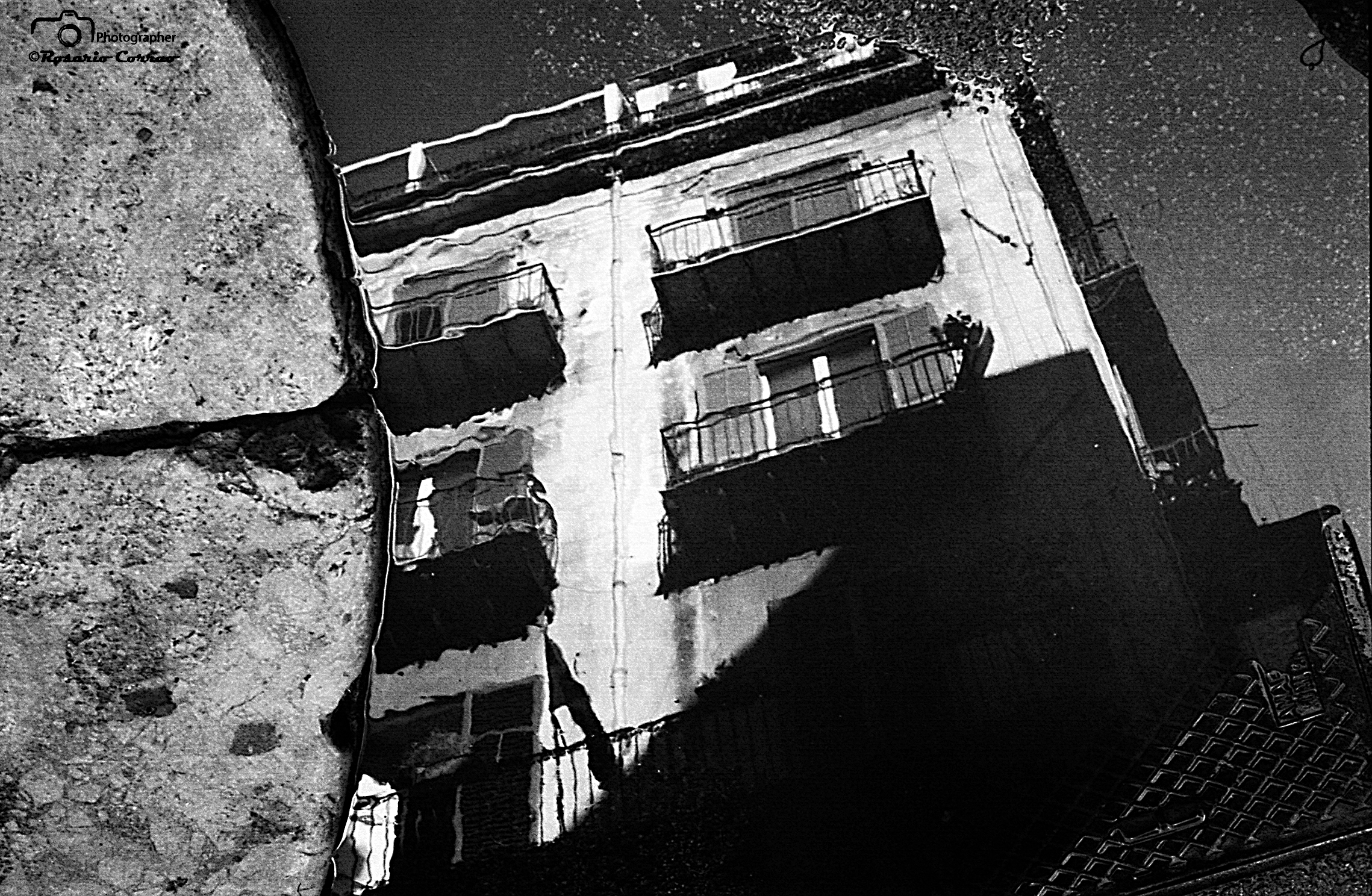 Riflesso su pozzanghera