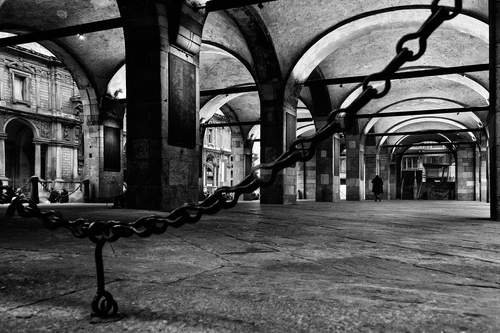 Milan - Piazza Mercanti