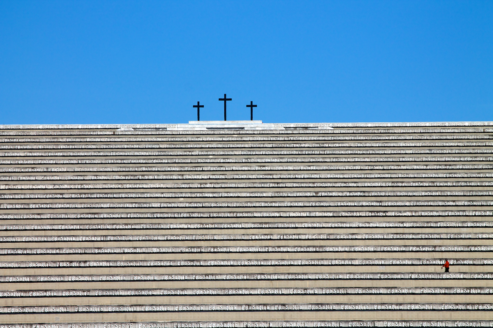 Presente! Non siete soli.