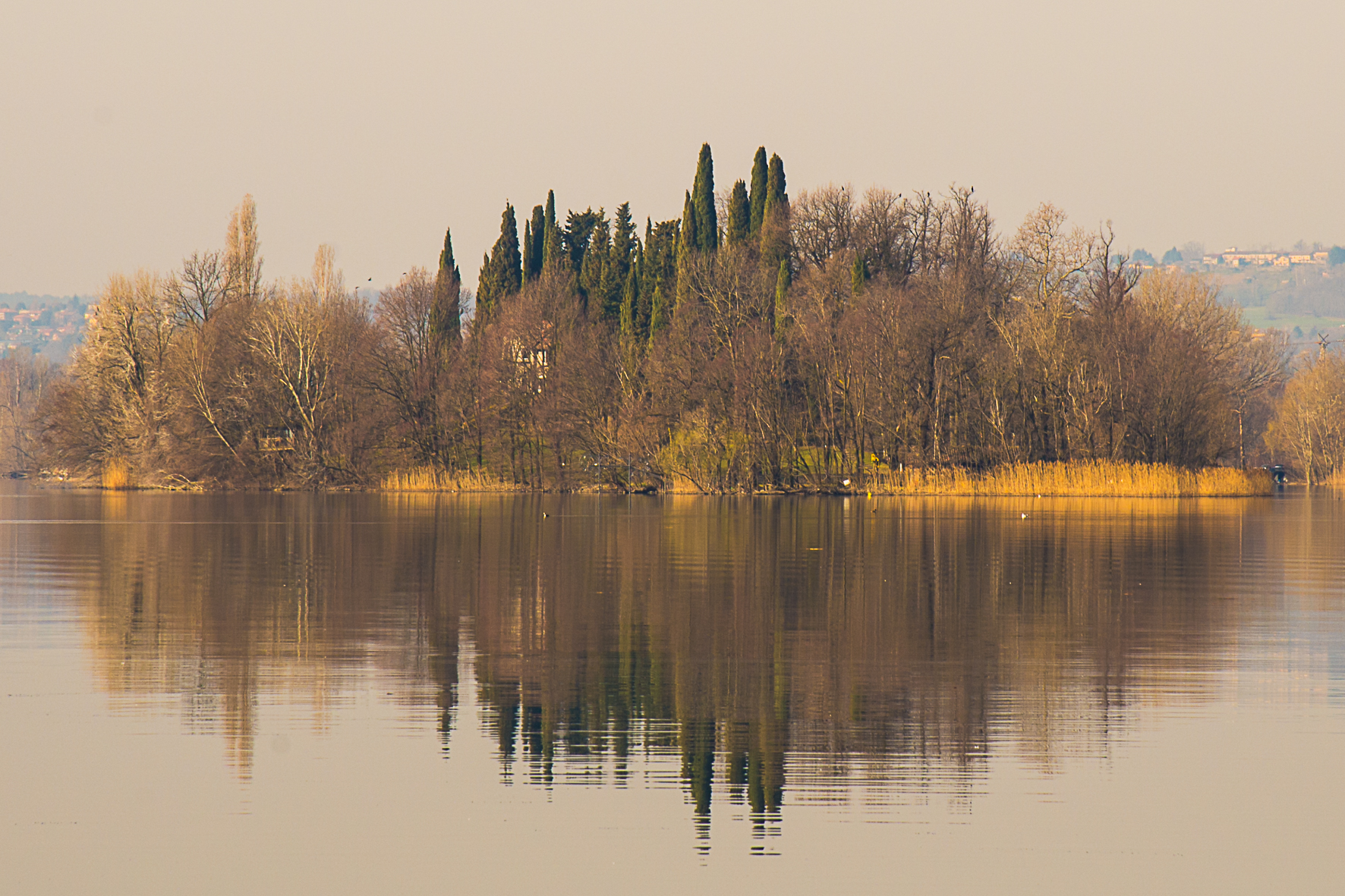 Lake pusiano