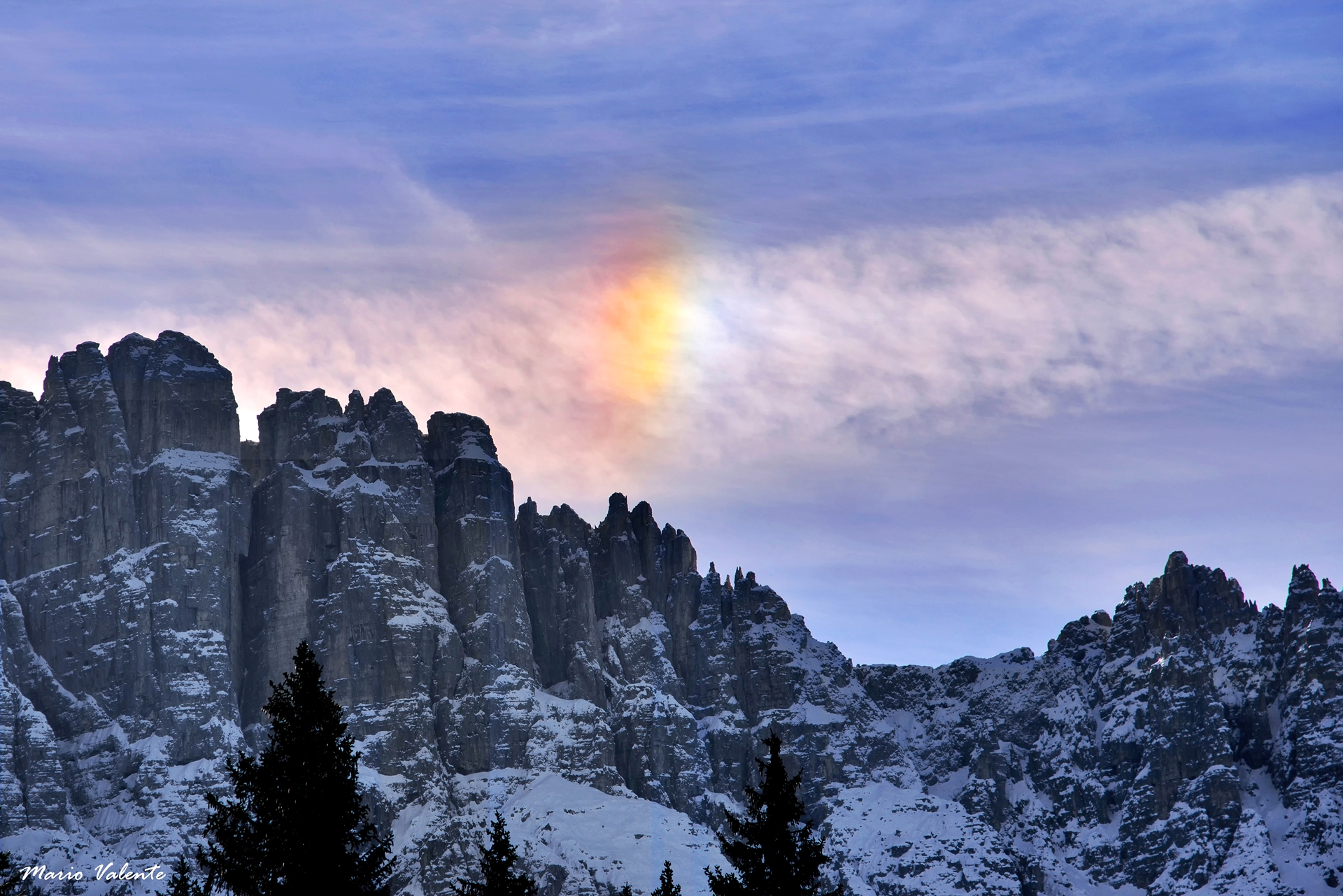 Arcobaleno tra le nuvole