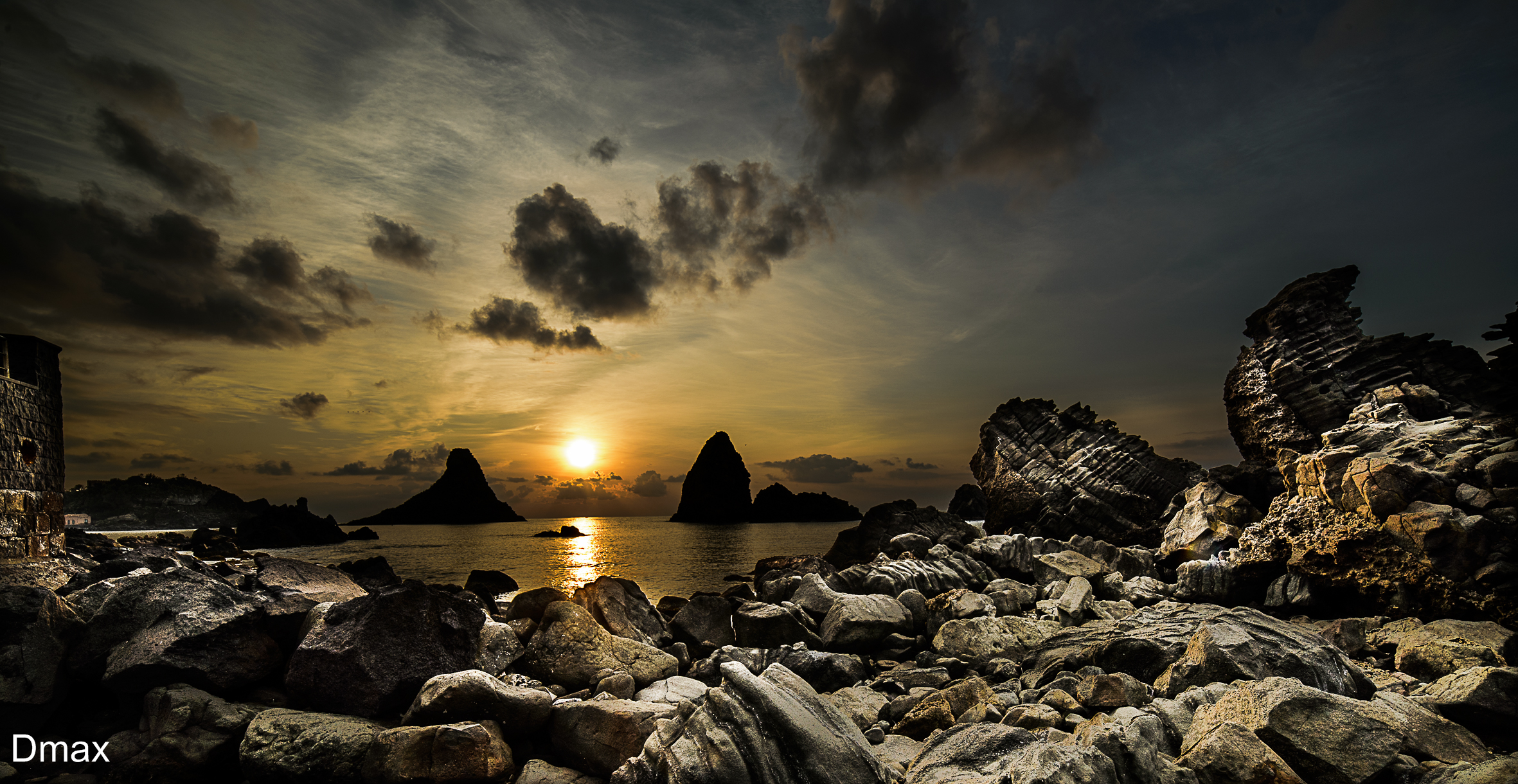 Acitrezza - The Stacks