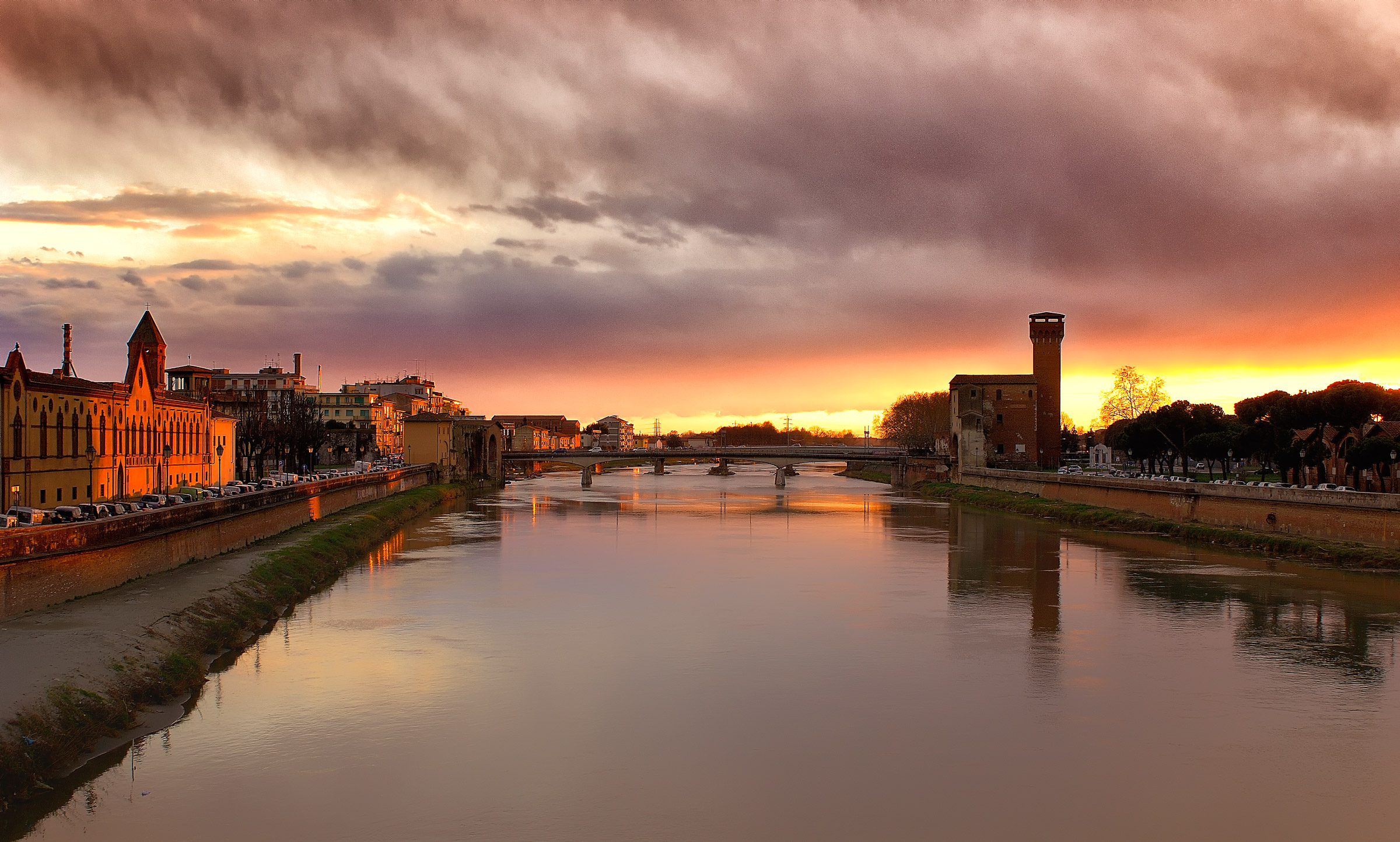 pisa sunset