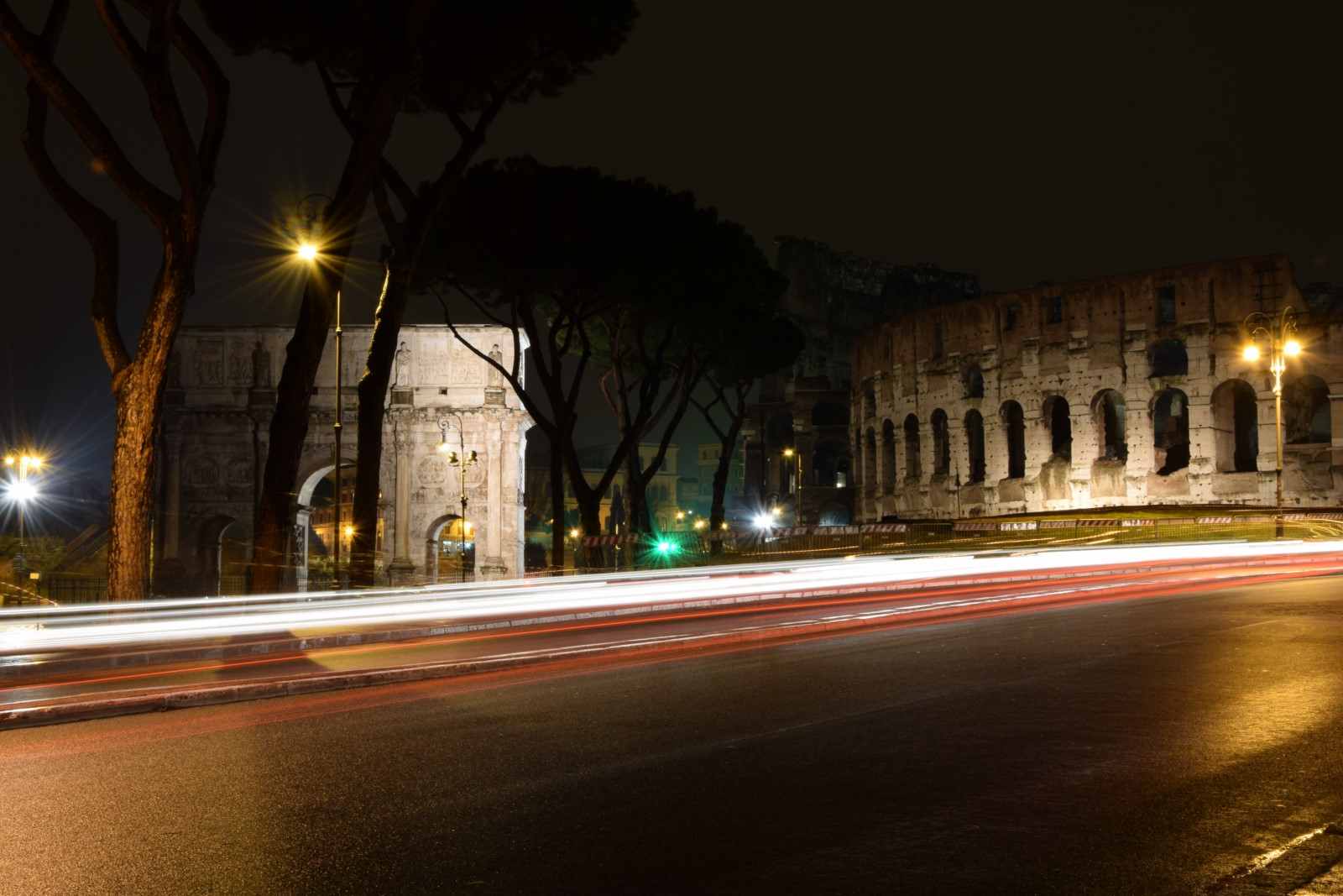 Colosseo e d'intorni