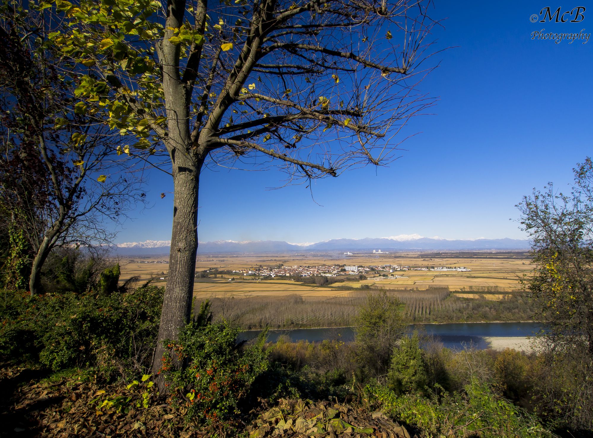 Panorama da Camino e Rocca delle donne