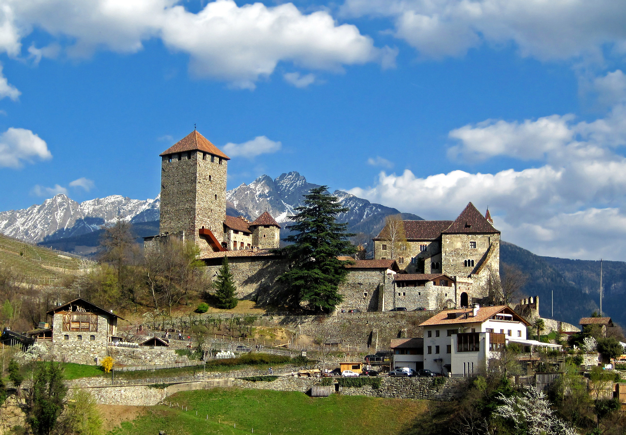Schloss Tirol