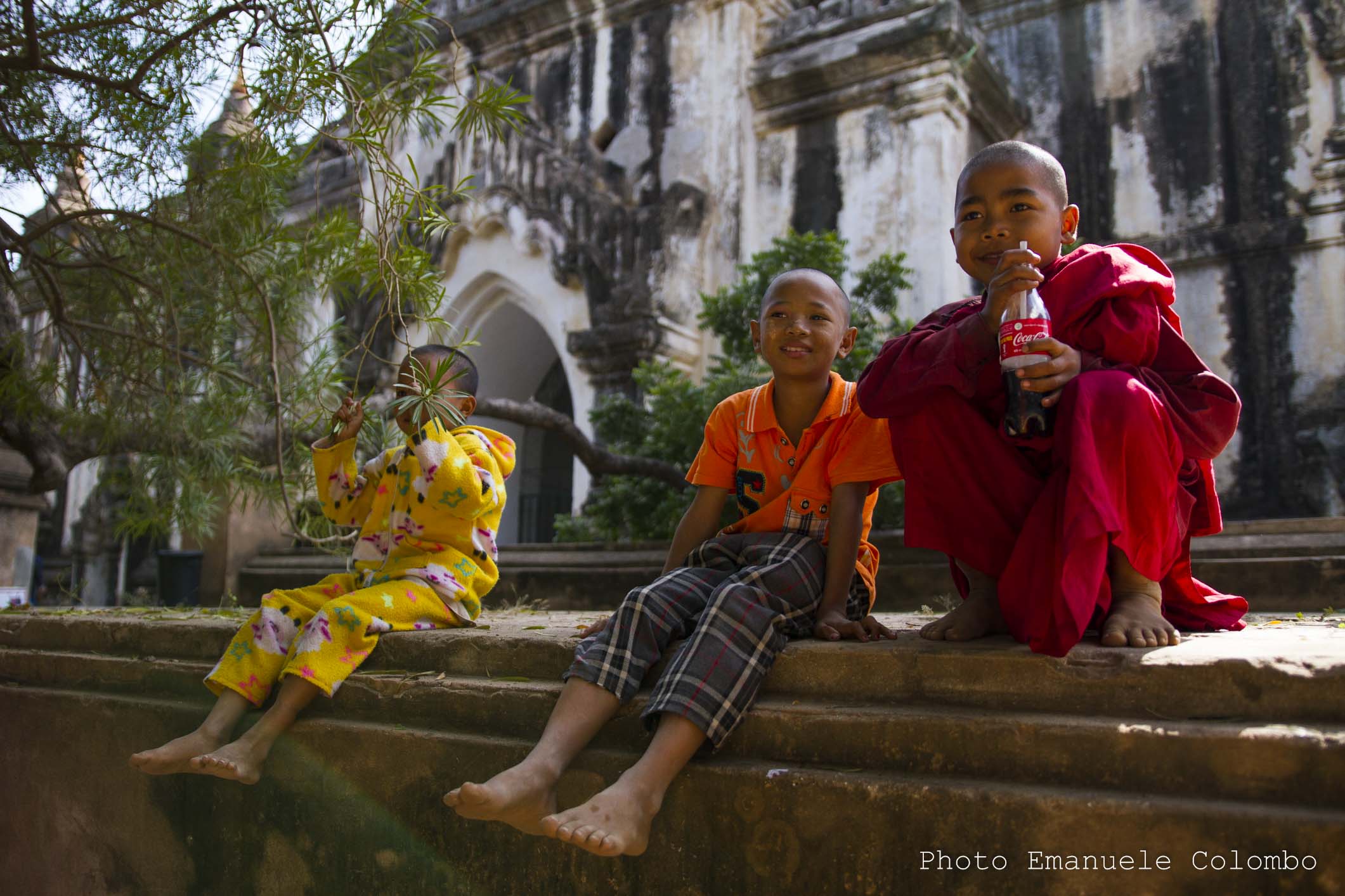 Children in Bagan ...