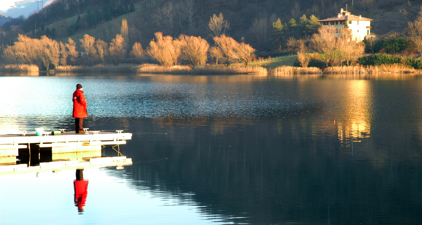 luci e colori del lago d'endine ( bg)