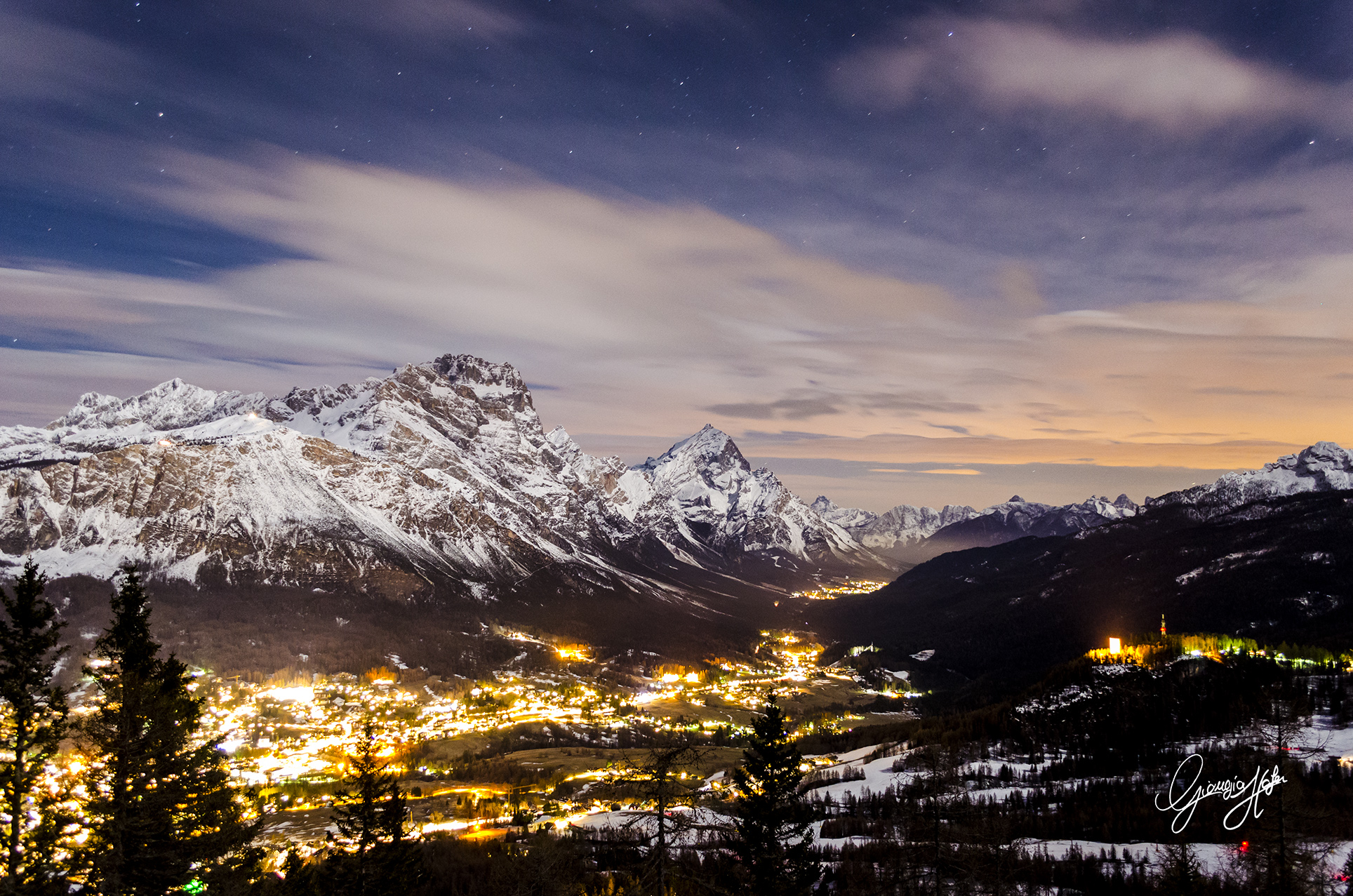 La Luna illumina la notte