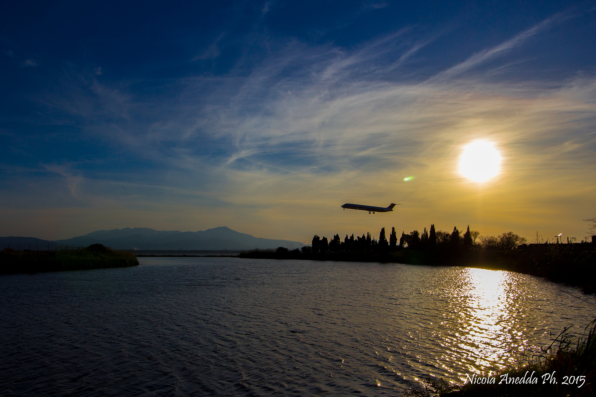 atterraggio tra pista e laguna