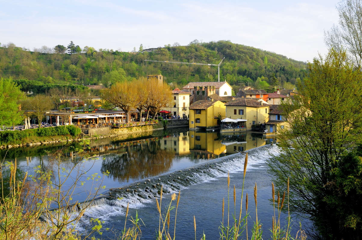 Borghetto sul Mincio - vista panoramica del borgo
