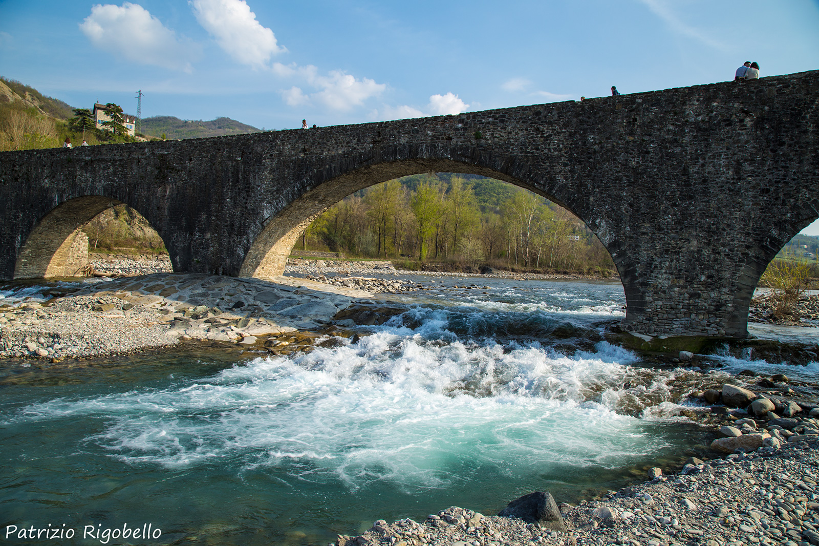 Steps and words on the bridge of Bobbio