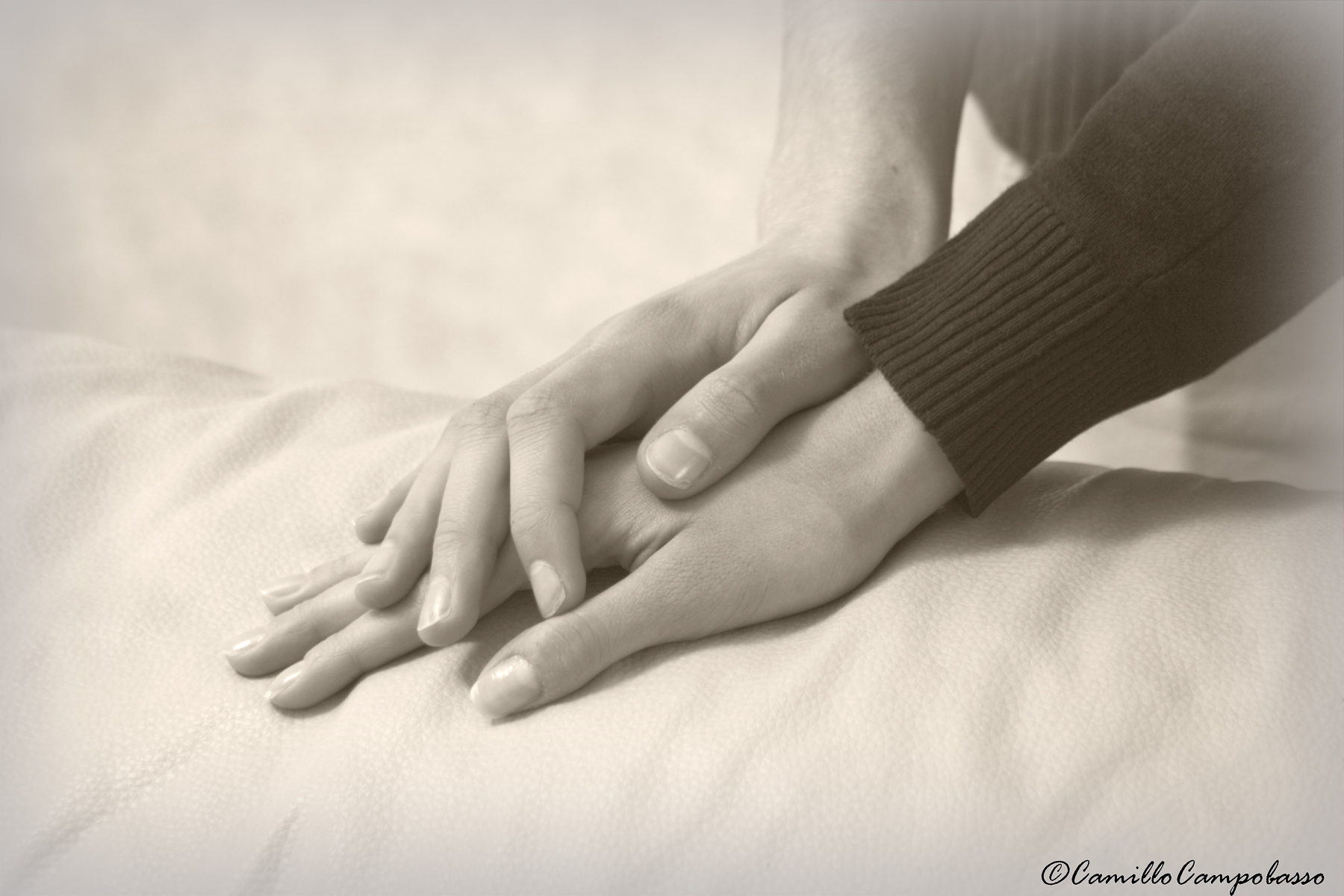 Volevo dirti molte cose, ...poi mi hai preso la mano.