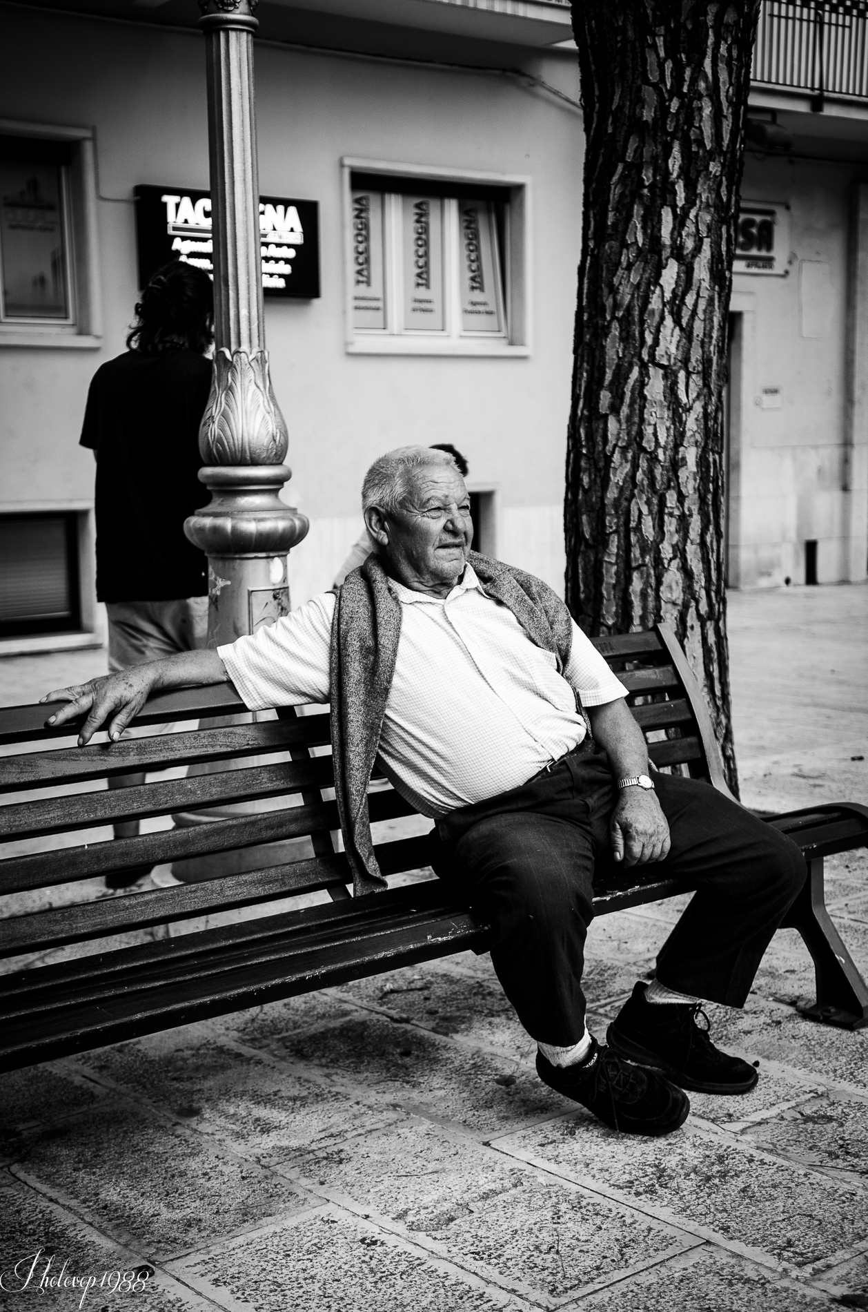 Pubblico non pagante...