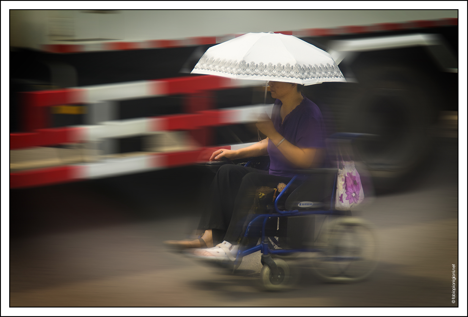 " ... e non che non mi arrendo ... "