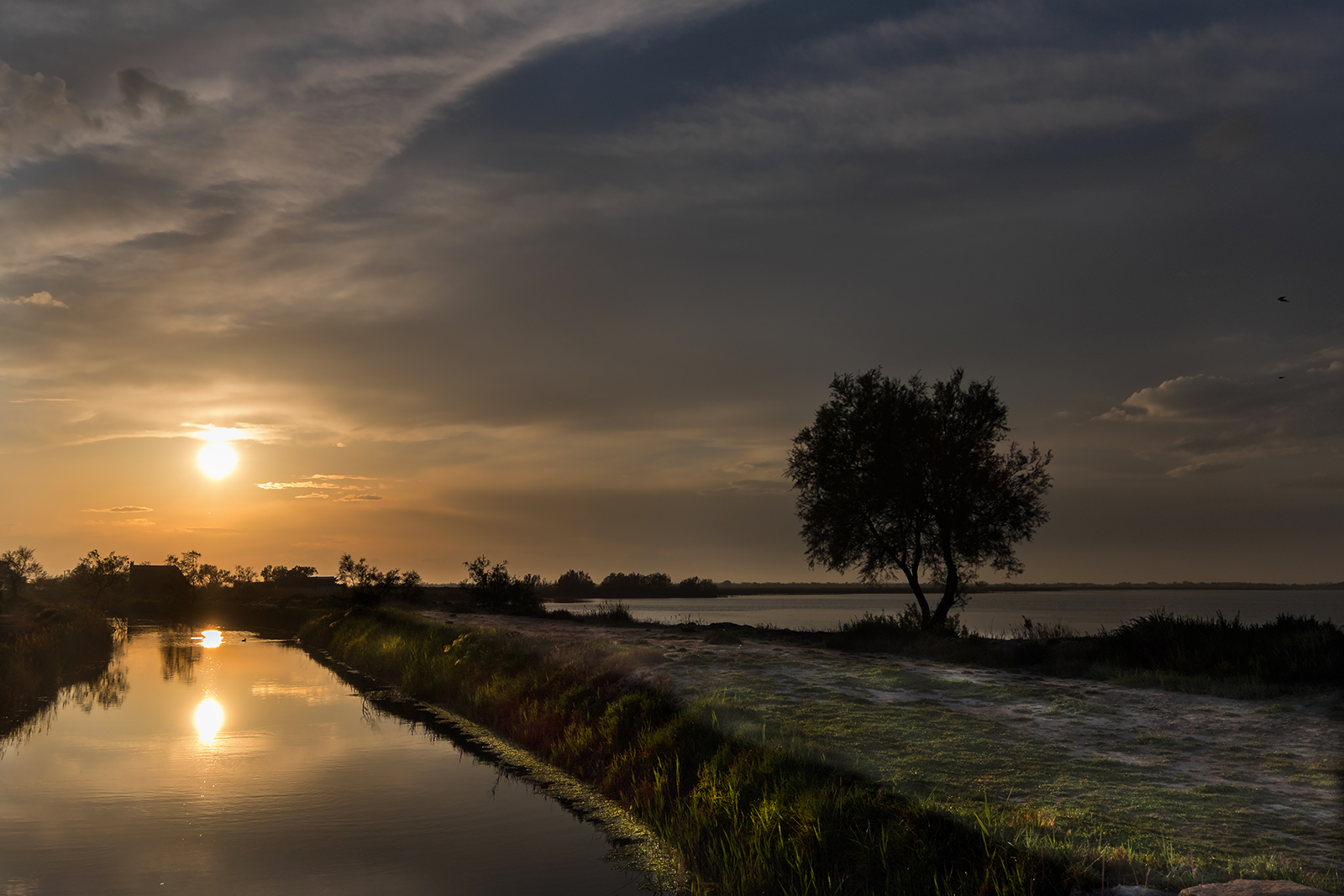 Saintes Maries de la Mer - The moat