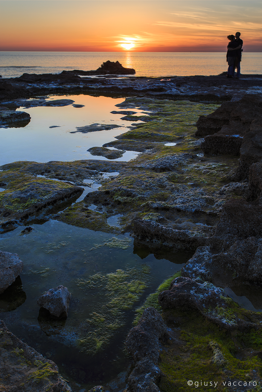 Il mare calmo della sera