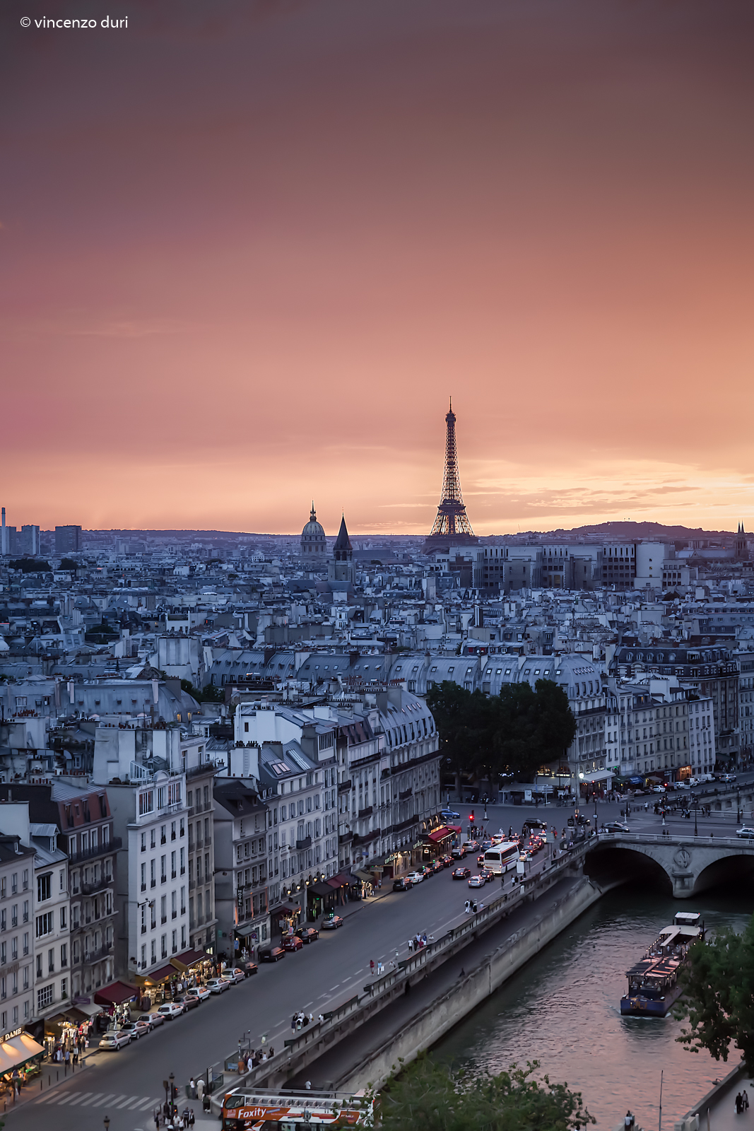 La fin d'une journée à Paris