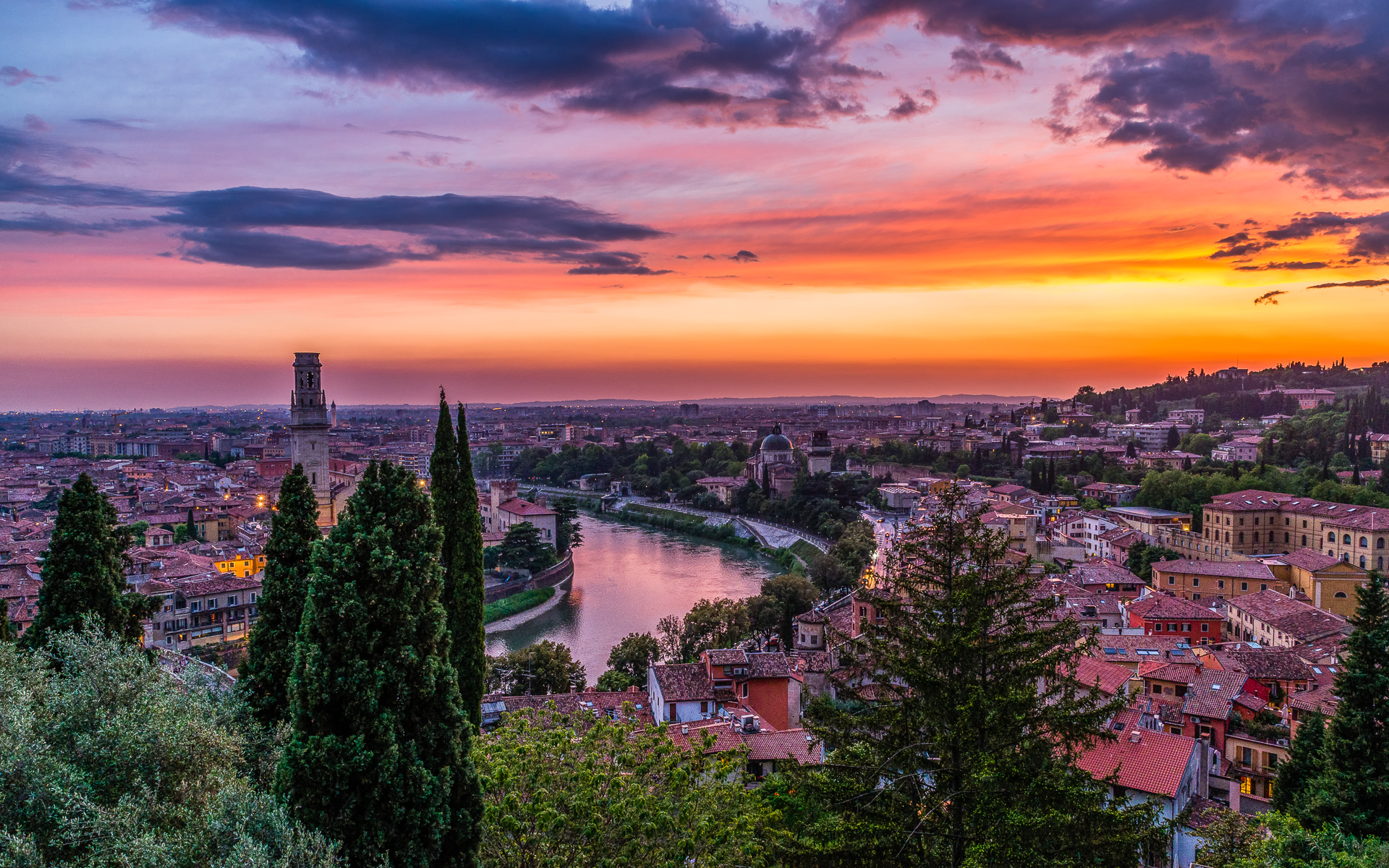 Verona, Tramonto da Castel San Pietro