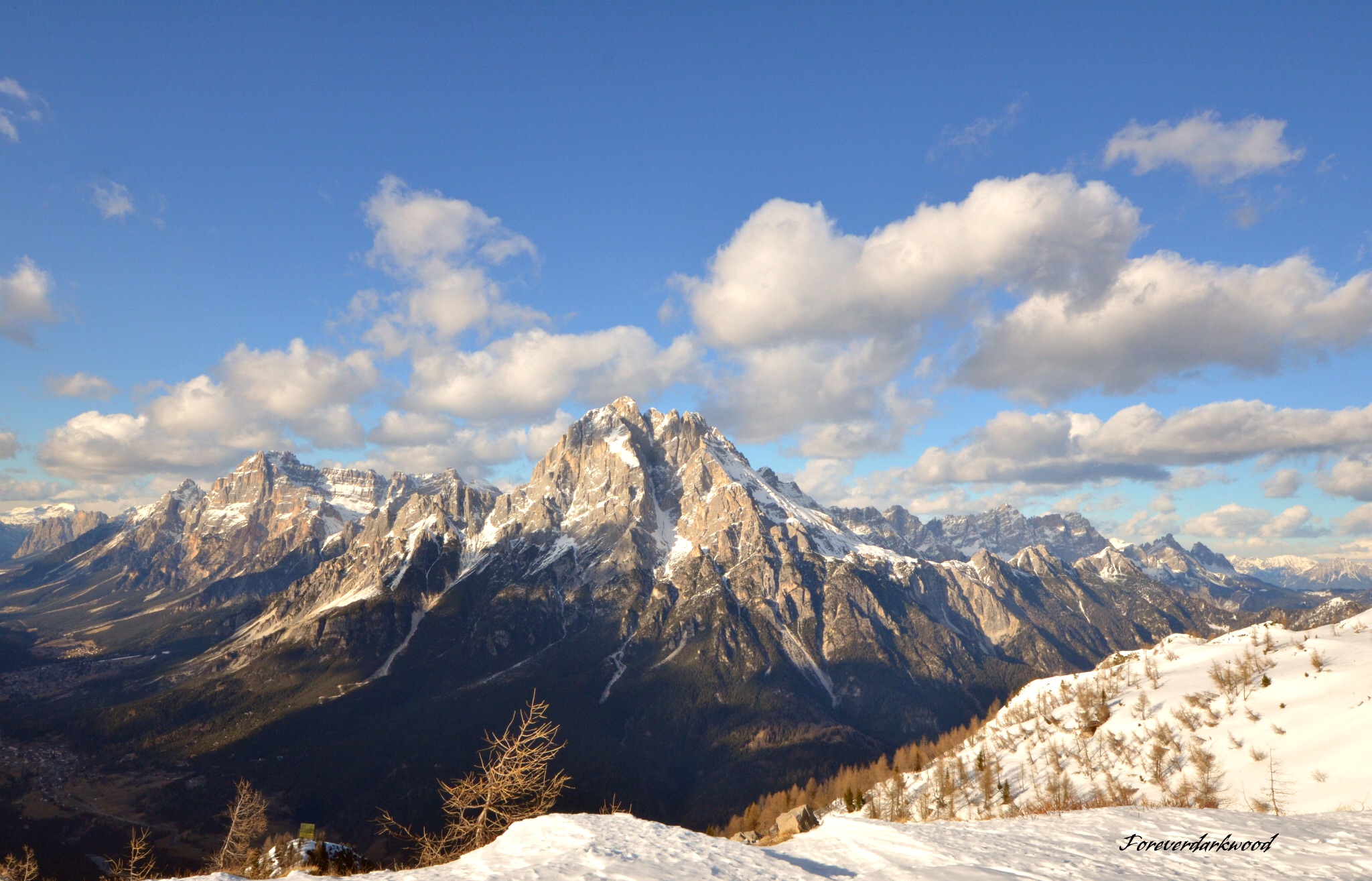 Antelao seen from the top of Mount Rite ..