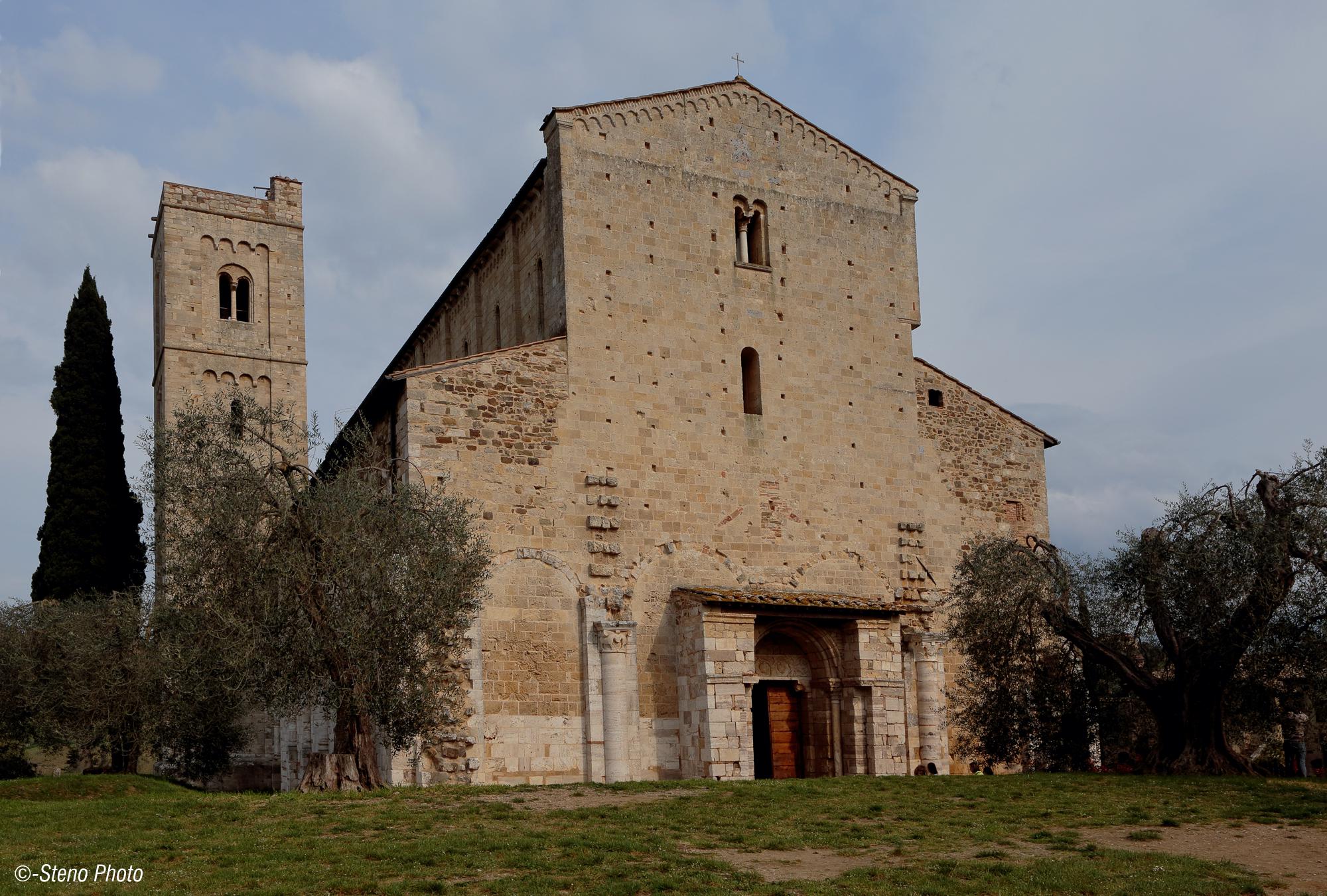 S. Antimo - facade