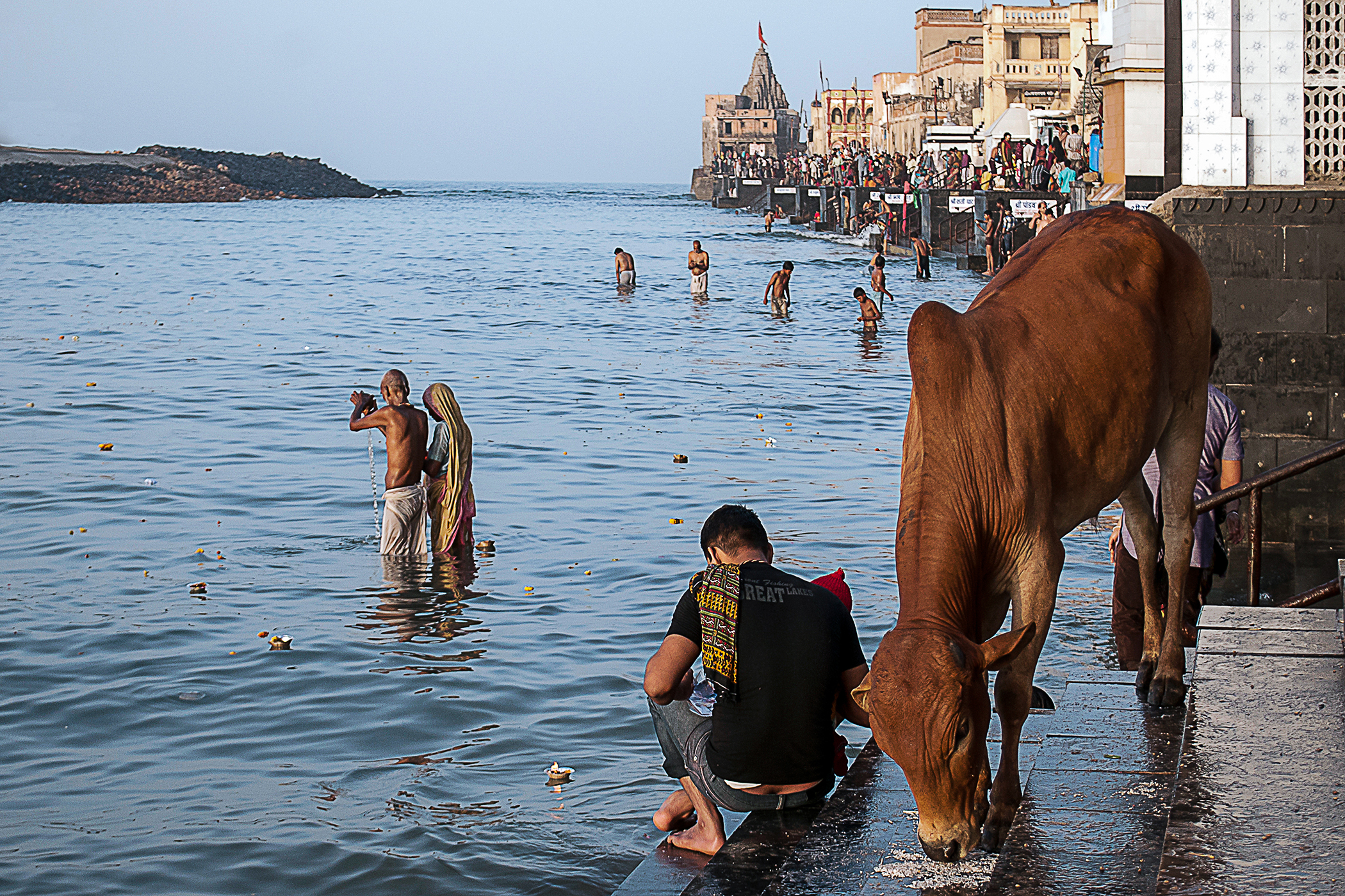 Dwarka, Ghat in the morning