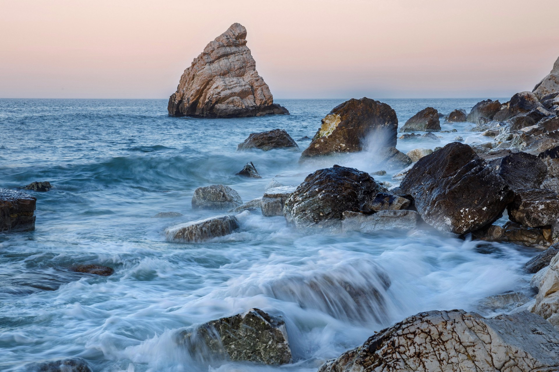 Lo scoglio della Vela