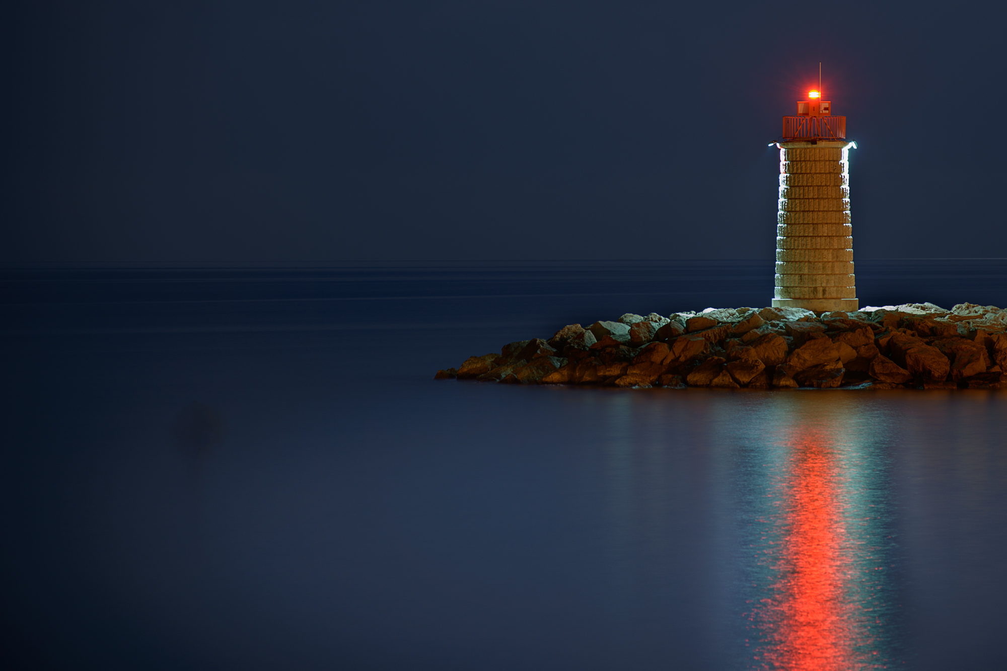 Faro Mentone